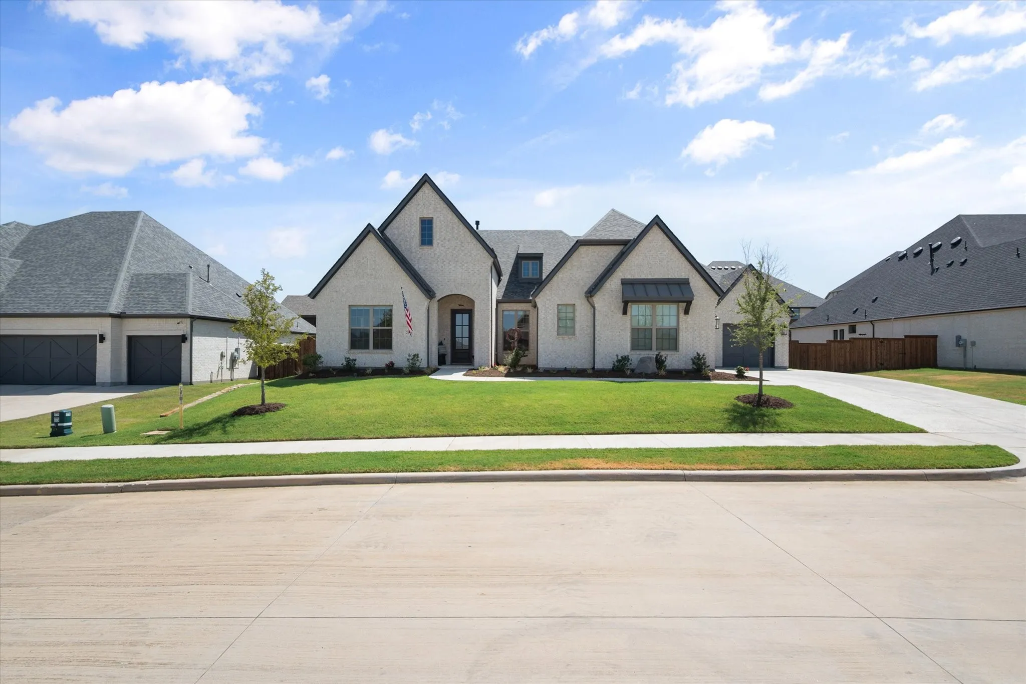 Single Family Residence For Sale in Tarrant County , 2001 Rockwood Lane, Mansfield, Texas 76063, 4 Bedroom, 4 Bathroom, 3 Garage spaces, 3,477 Sqft, built in 2024, mls#21393820, Real Estate Agent in Mansfield, Homes For Sale in Tarrant county, Homes For Sale in Mansfield, Realtor in Mansfield Texas, Real Estate Brokerage Independent Realty Texas, Luminita Cordes Realtor
