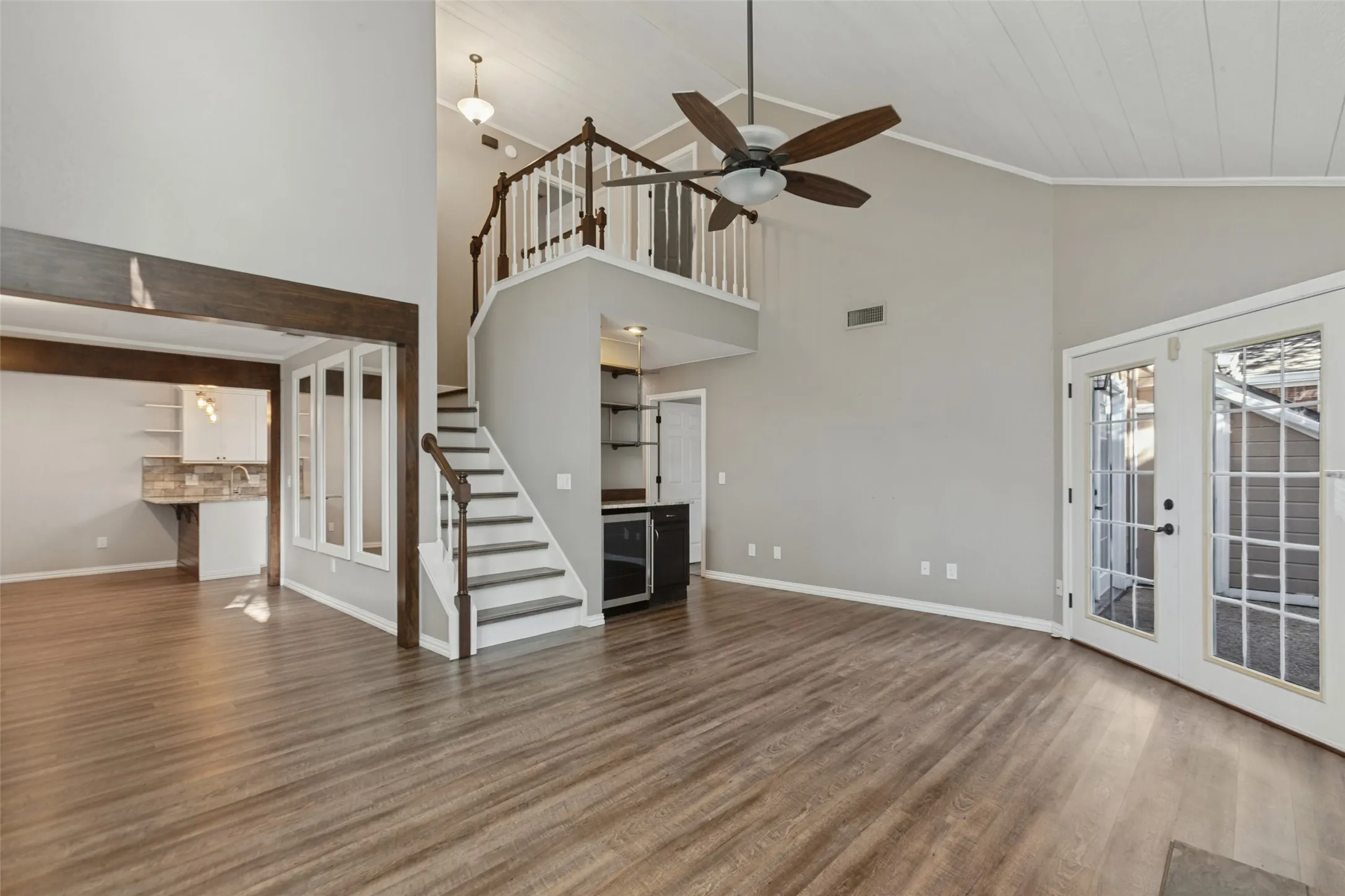 Condominium For Sale in Collin County , 17860 Windflower Way 1604, Dallas, Texas 75252, 3 Bedroom, 3 Bathroom, Garage spaces, 1,555 Sqft, built in 1985, mls#21391195, Real Estate Agent in Dallas, Homes For Sale in Collin county, Homes For Sale in Dallas, Realtor in Dallas Texas, Real Estate Brokerage Independent Realty Texas, Luminita Cordes Realtor