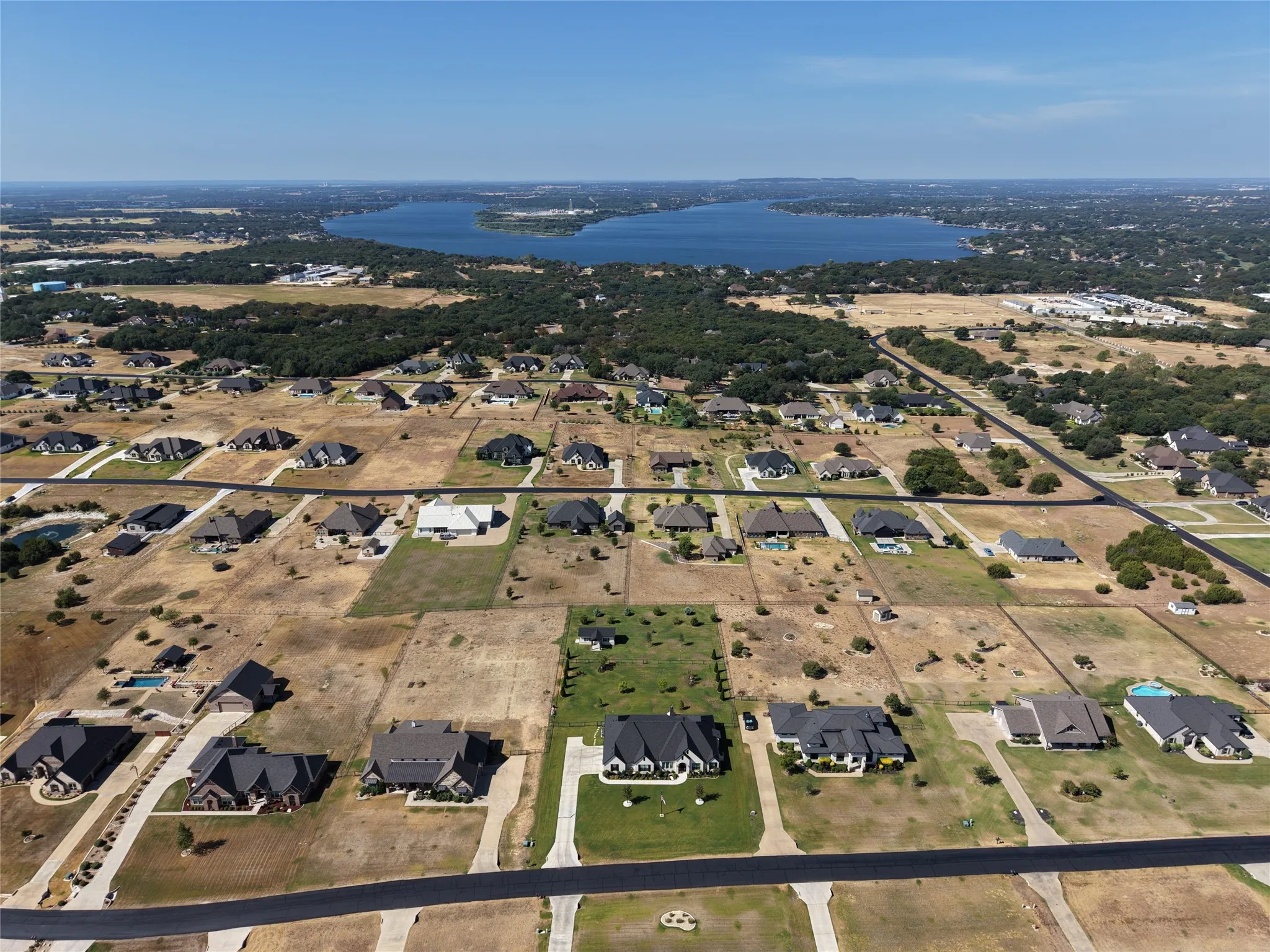 Ideally located with
convenient access to Lake Granbury.