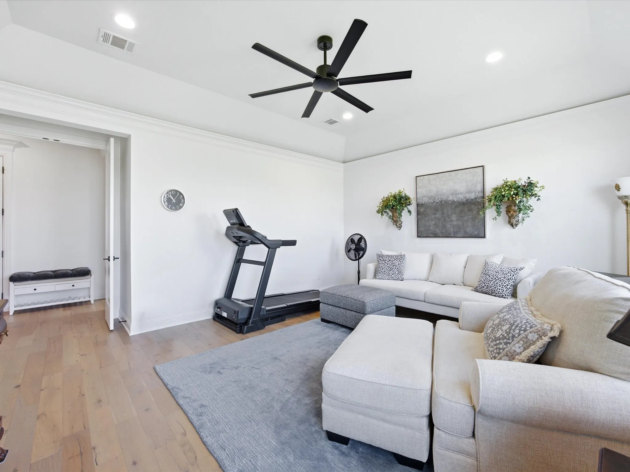 The game room offers the perfect setting for movie nights,
game days, or entertaining.
