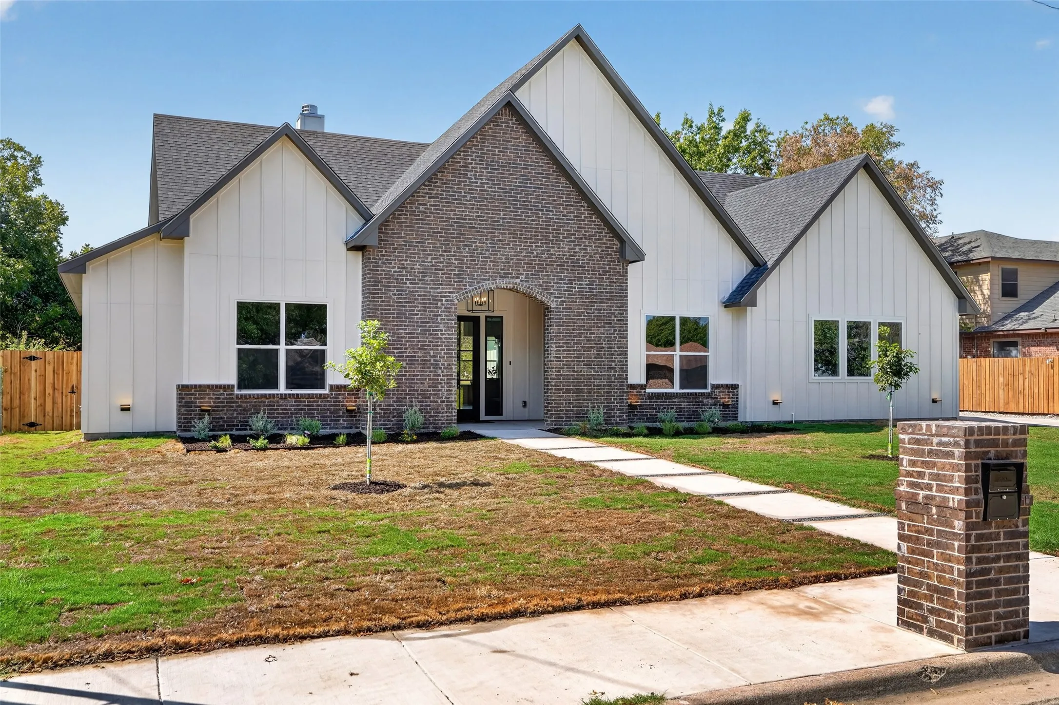 Single Family Residence For Sale in Tarrant County , 717 Easley Street, White Settlement, Texas 76108, 4 Bedroom, 3 Bathroom, 2 Garage spaces, 2,618 Sqft, built in 2026, mls#21394718, Real Estate Agent in White Settlement, Homes For Sale in Tarrant county, Homes For Sale in White Settlement, Realtor in White Settlement Texas, Real Estate Brokerage Independent Realty Texas, Luminita Cordes Realtor