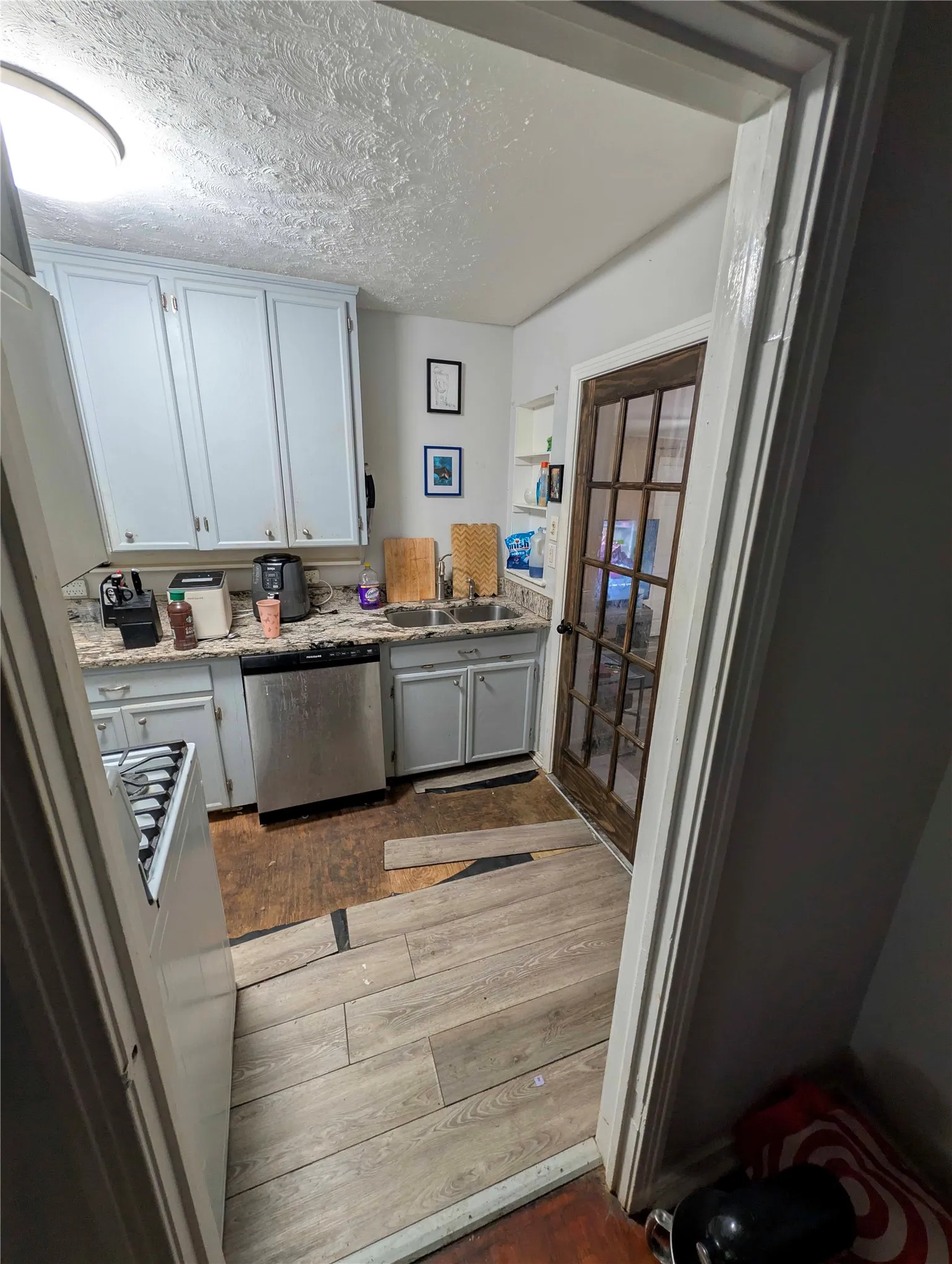 Single Family Residence For Sale in Dallas County , 2723 Grayson Drive, Dallas, Texas 75224, 3 Bedroom, 1 Bathroom, 1 Garage spaces, 1,224 Sqft, built in 1950, mls#21394793, Real Estate Agent in Dallas, Homes For Sale in Dallas county, Homes For Sale in Dallas, Realtor in Dallas Texas, Real Estate Brokerage Independent Realty Texas, Luminita Cordes Realtor