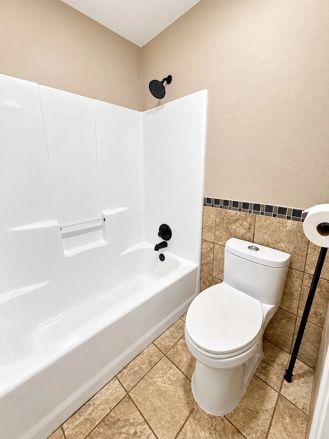 Single Family Residence For Rent in Collin County , 1102 Hamilton Street, Mc Kinney, Texas 75069, 3 Bedroom, 2 Bathroom, Garage spaces, 1,173 Sqft, built in 2004, mls#21393230, Real Estate Agent in Mc Kinney, Homes For Rent in Collin county, Homes For Rent in Mc Kinney, Realtor in Mc Kinney Texas, Real Estate Brokerage Independent Realty Texas, Luminita Cordes Realtor