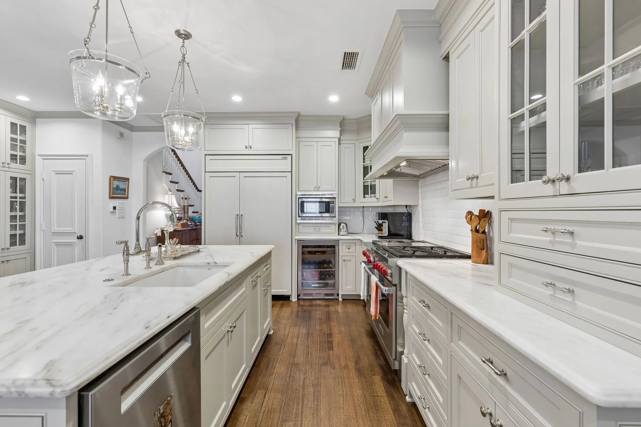 Single Family Residence For Sale in Dallas County , 3454 Potomac Avenue, University Park, Texas 75205, 3 Bedroom, 3 Bathroom, 2 Garage spaces, 2,970 Sqft, built in 1997, mls#21393840, Real Estate Agent in University Park, Homes For Sale in Dallas county, Homes For Sale in University Park, Realtor in University Park Texas, Real Estate Brokerage Independent Realty Texas, Luminita Cordes Realtor
