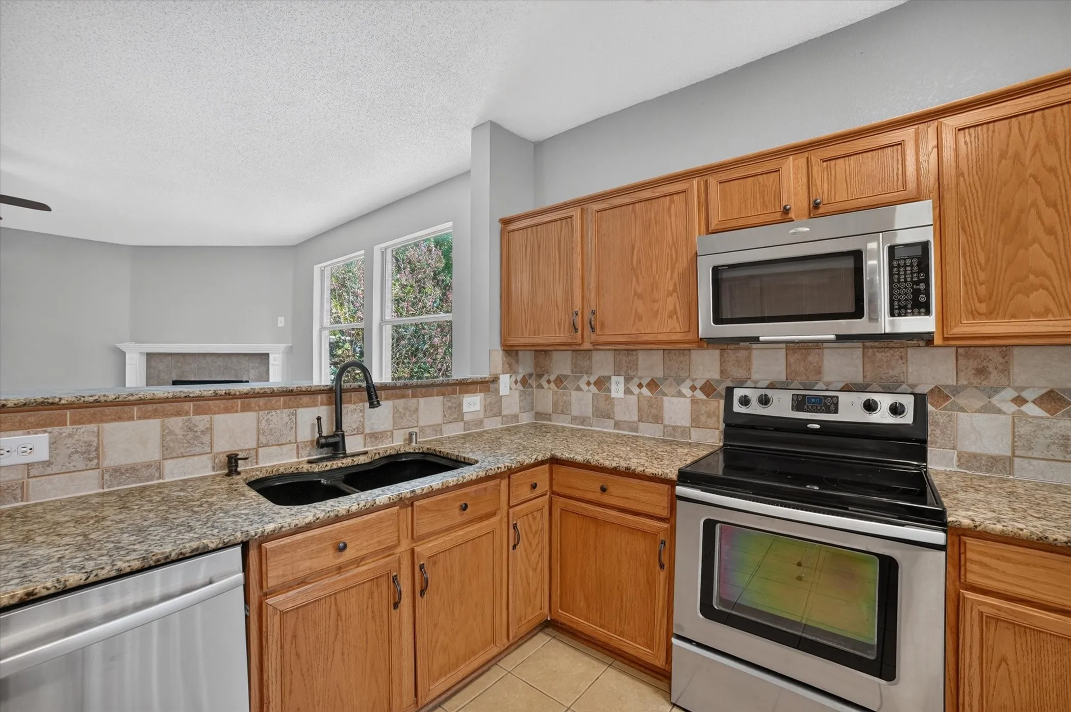 Single Family Residence For Sale in Dallas County , 10618 Newcastleton Lane, Rowlett, Texas 75089, 3 Bedroom, 3 Bathroom, 2 Garage spaces, 2,398 Sqft, built in 2001, mls#21393494, Real Estate Agent in Rowlett, Homes For Sale in Dallas county, Homes For Sale in Rowlett, Realtor in Rowlett Texas, Real Estate Brokerage Independent Realty Texas, Luminita Cordes Realtor