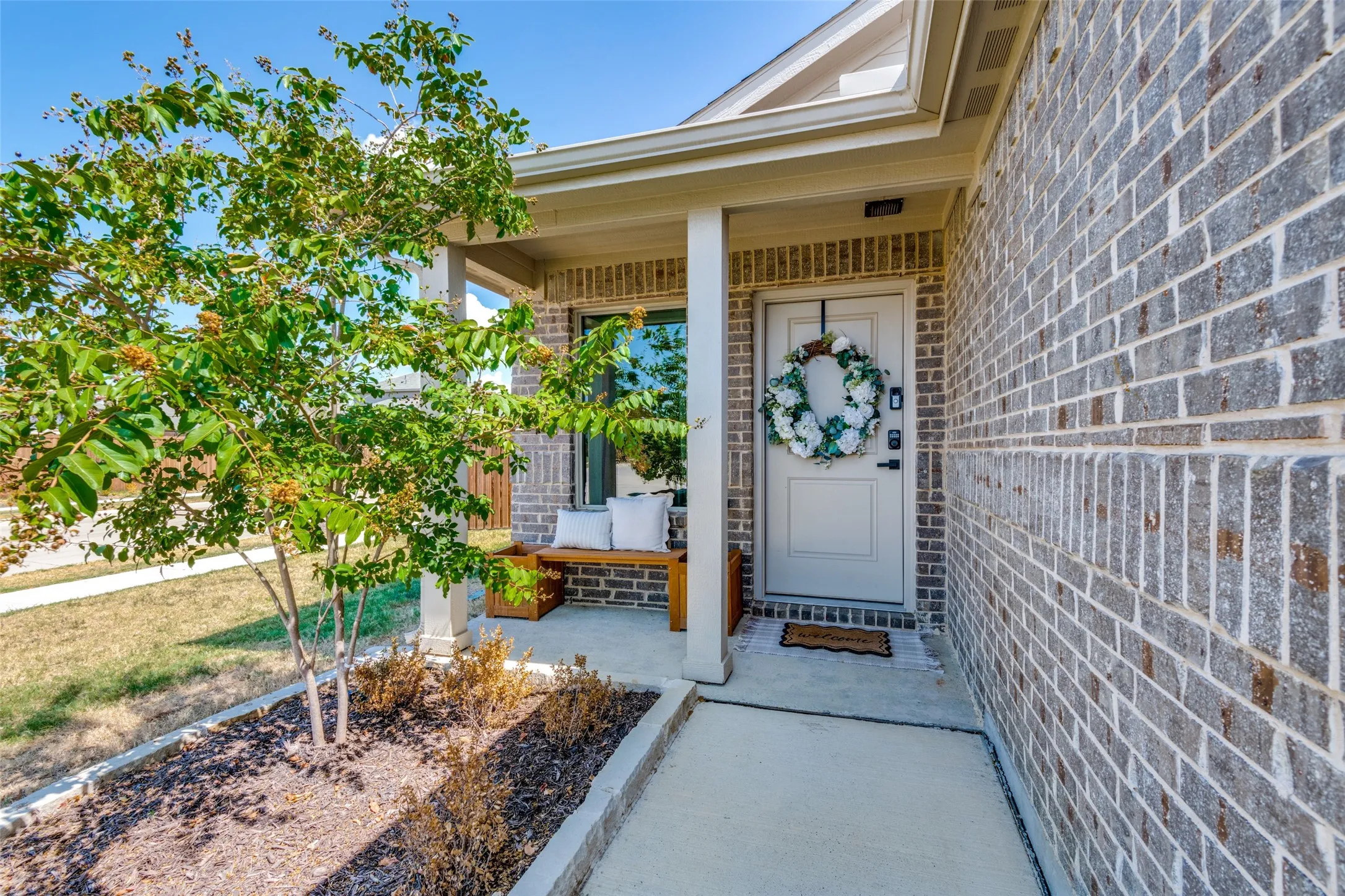 Single Family Residence For Sale in Kaufman County , 3951 Condor Drive, Crandall, Texas 75114, 3 Bedroom, 2 Bathroom, 2 Garage spaces, 1,260 Sqft, built in 2024, mls#21394038, Real Estate Agent in Crandall, Homes For Sale in Kaufman county, Homes For Sale in Crandall, Realtor in Crandall Texas, Real Estate Brokerage Independent Realty Texas, Luminita Cordes Realtor