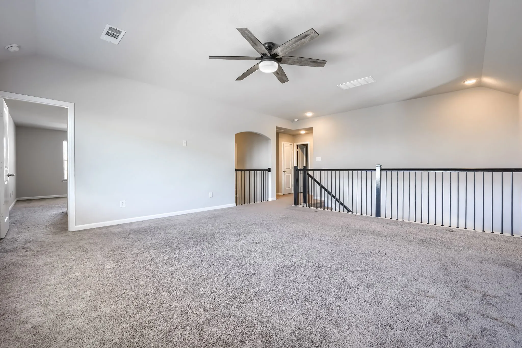 Single Family Residence For Sale in Collin County , 1800 Cedar Orchid Way, Wylie, Texas 75098, 4 Bedroom, 4 Bathroom, 2 Garage spaces, 3,342 Sqft, built in 2020, mls#21394656, Real Estate Agent in Wylie, Homes For Sale in Collin county, Homes For Sale in Wylie, Realtor in Wylie Texas, Real Estate Brokerage Independent Realty Texas, Luminita Cordes Realtor