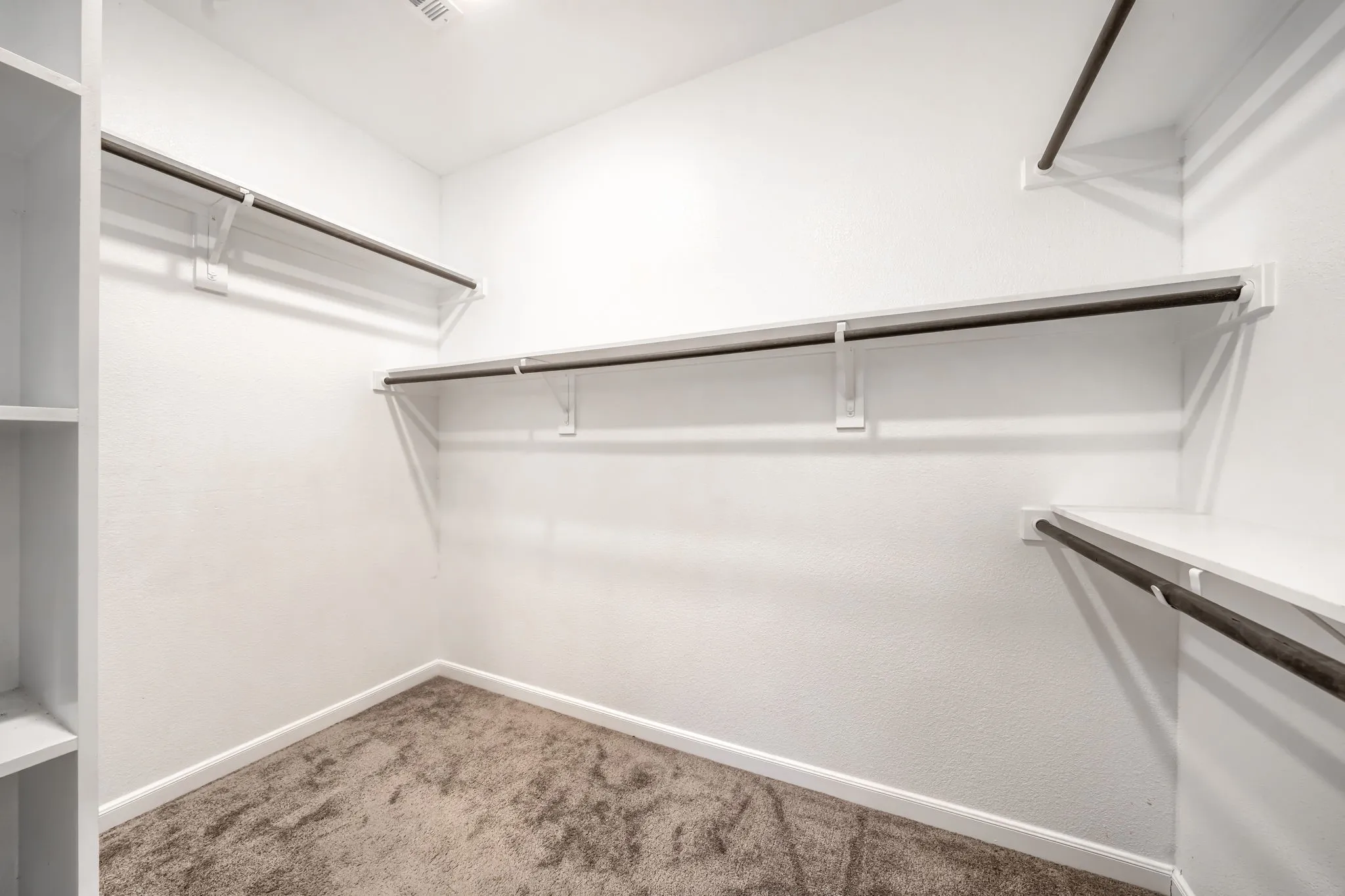 Single Family Residence For Sale in Collin County , 1800 Cedar Orchid Way, Wylie, Texas 75098, 4 Bedroom, 4 Bathroom, 2 Garage spaces, 3,342 Sqft, built in 2020, mls#21394656, Real Estate Agent in Wylie, Homes For Sale in Collin county, Homes For Sale in Wylie, Realtor in Wylie Texas, Real Estate Brokerage Independent Realty Texas, Luminita Cordes Realtor