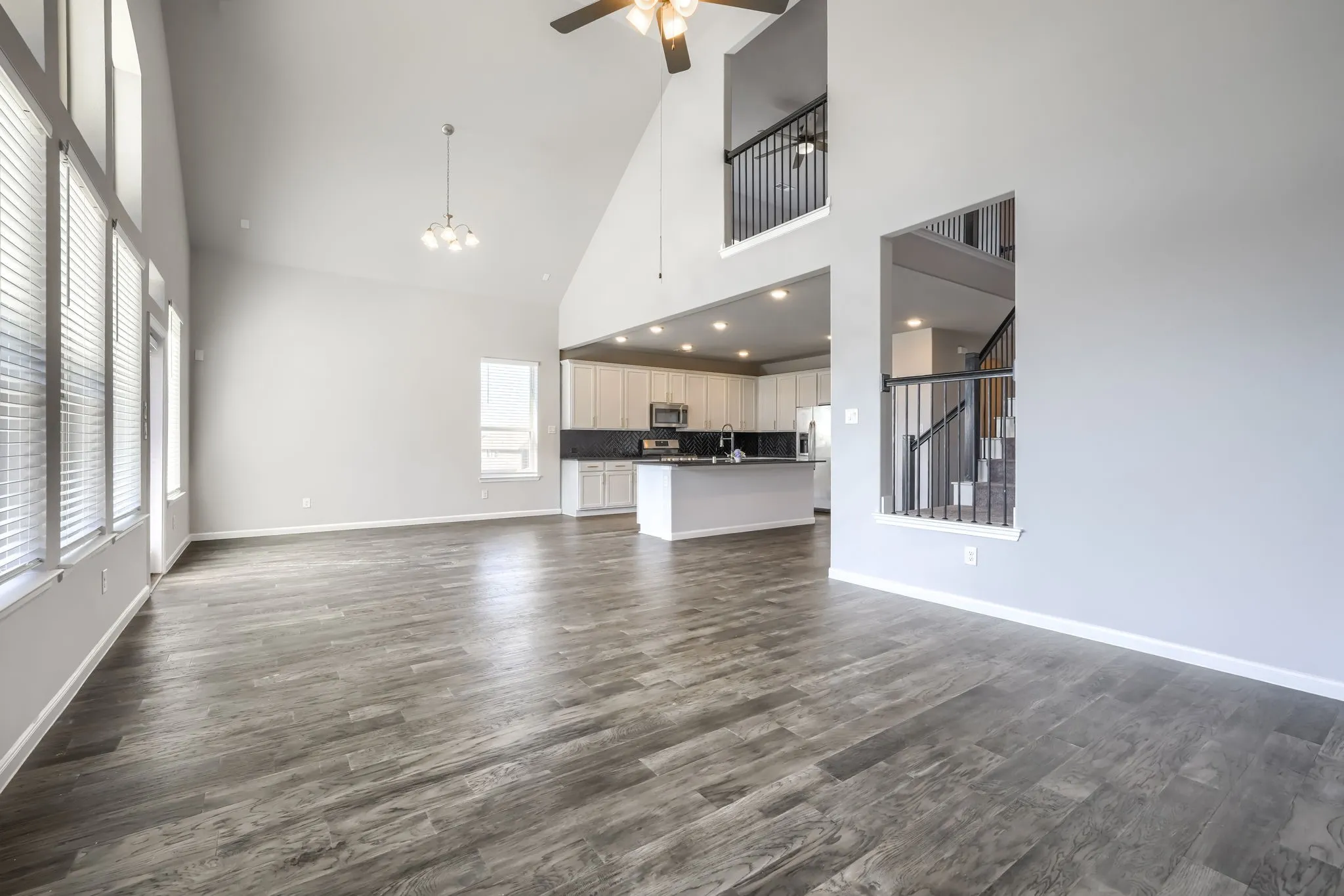 Single Family Residence For Sale in Collin County , 1800 Cedar Orchid Way, Wylie, Texas 75098, 4 Bedroom, 4 Bathroom, 2 Garage spaces, 3,342 Sqft, built in 2020, mls#21394656, Real Estate Agent in Wylie, Homes For Sale in Collin county, Homes For Sale in Wylie, Realtor in Wylie Texas, Real Estate Brokerage Independent Realty Texas, Luminita Cordes Realtor
