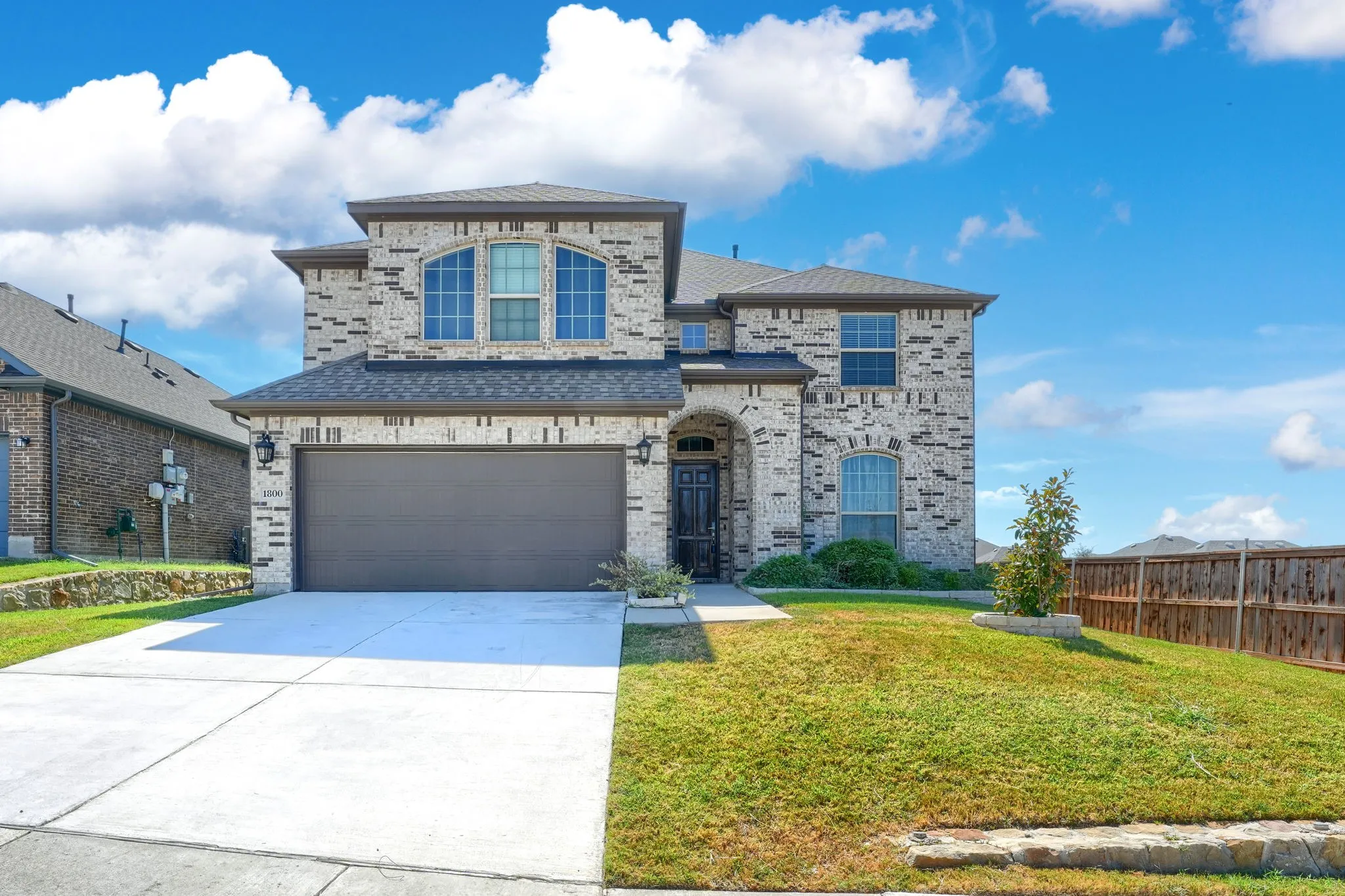 Single Family Residence For Sale in Collin County , 1800 Cedar Orchid Way, Wylie, Texas 75098, 4 Bedroom, 4 Bathroom, 2 Garage spaces, 3,342 Sqft, built in 2020, mls#21394656, Real Estate Agent in Wylie, Homes For Sale in Collin county, Homes For Sale in Wylie, Realtor in Wylie Texas, Real Estate Brokerage Independent Realty Texas, Luminita Cordes Realtor
