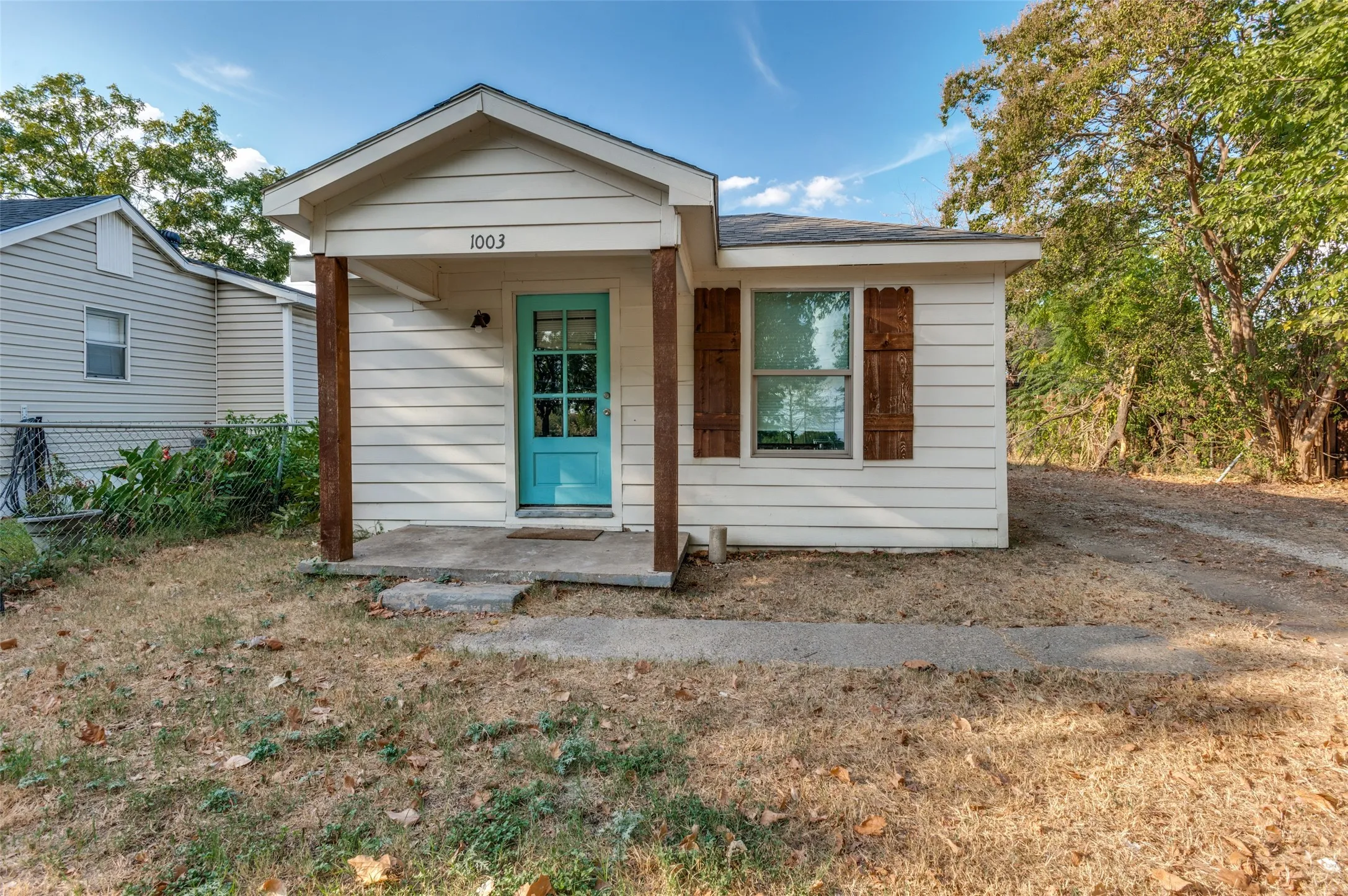 Unimproved Land For Sale in Dallas County , 1003 Morris Street, Dallas, Texas 75212, 0, 0, Garage spaces, 0 Sqft, built in 1947, mls#21394545, Real Estate Agent in Dallas, Homes For Sale in Dallas county, Homes For Sale in Dallas, Realtor in Dallas Texas, Real Estate Brokerage Independent Realty Texas, Luminita Cordes Realtor