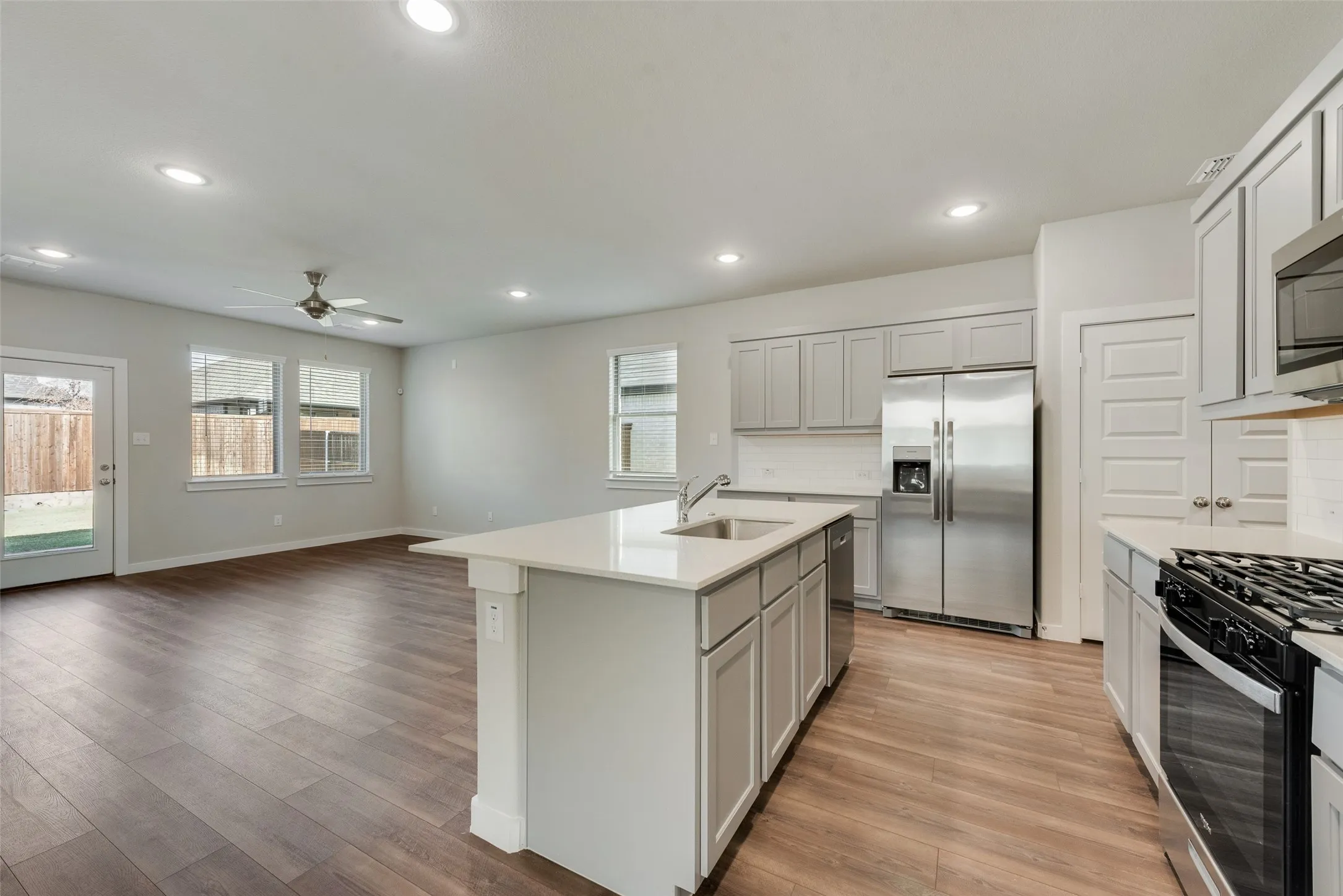Single Family Residence For Rent in Rockwall County , 2637 Sonnier Circle, Royse City, Texas 75189, 4 Bedroom, 4 Bathroom, 2 Garage spaces, 2,366 Sqft, built in 2024, mls#21391728, Real Estate Agent in Royse City, Homes For Rent in Rockwall county, Homes For Rent in Royse City, Realtor in Royse City Texas, Real Estate Brokerage Independent Realty Texas, Luminita Cordes Realtor