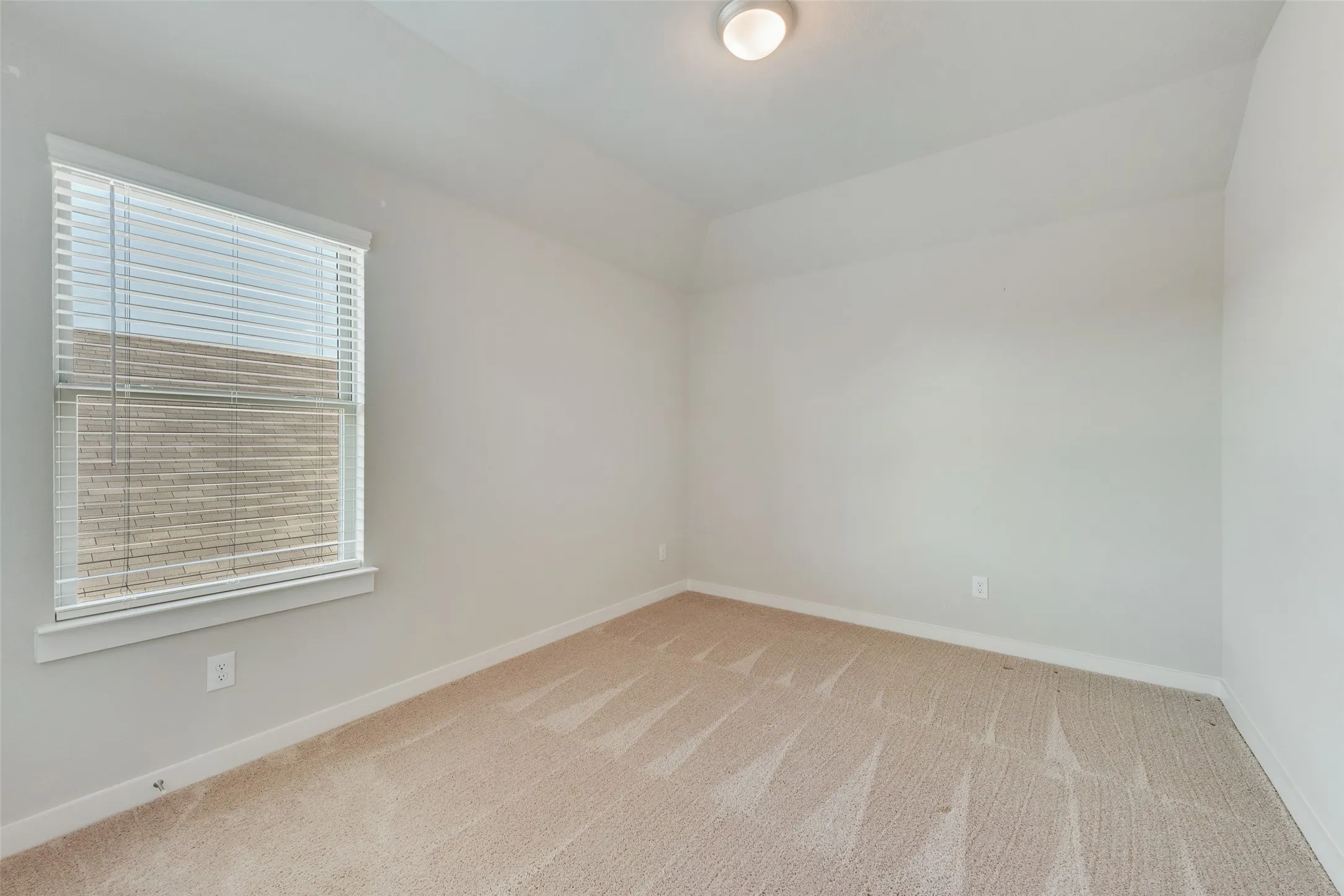 Single Family Residence For Rent in Rockwall County , 2637 Sonnier Circle, Royse City, Texas 75189, 4 Bedroom, 4 Bathroom, 2 Garage spaces, 2,366 Sqft, built in 2024, mls#21391728, Real Estate Agent in Royse City, Homes For Rent in Rockwall county, Homes For Rent in Royse City, Realtor in Royse City Texas, Real Estate Brokerage Independent Realty Texas, Luminita Cordes Realtor
