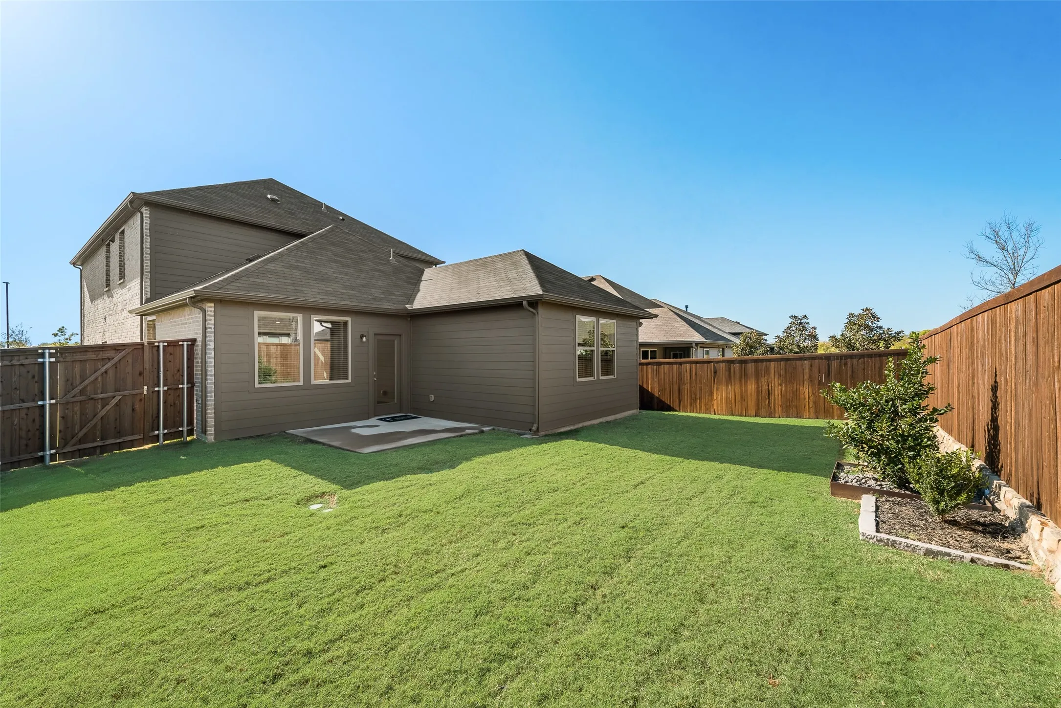 Single Family Residence For Rent in Rockwall County , 2637 Sonnier Circle, Royse City, Texas 75189, 4 Bedroom, 4 Bathroom, 2 Garage spaces, 2,366 Sqft, built in 2024, mls#21391728, Real Estate Agent in Royse City, Homes For Rent in Rockwall county, Homes For Rent in Royse City, Realtor in Royse City Texas, Real Estate Brokerage Independent Realty Texas, Luminita Cordes Realtor