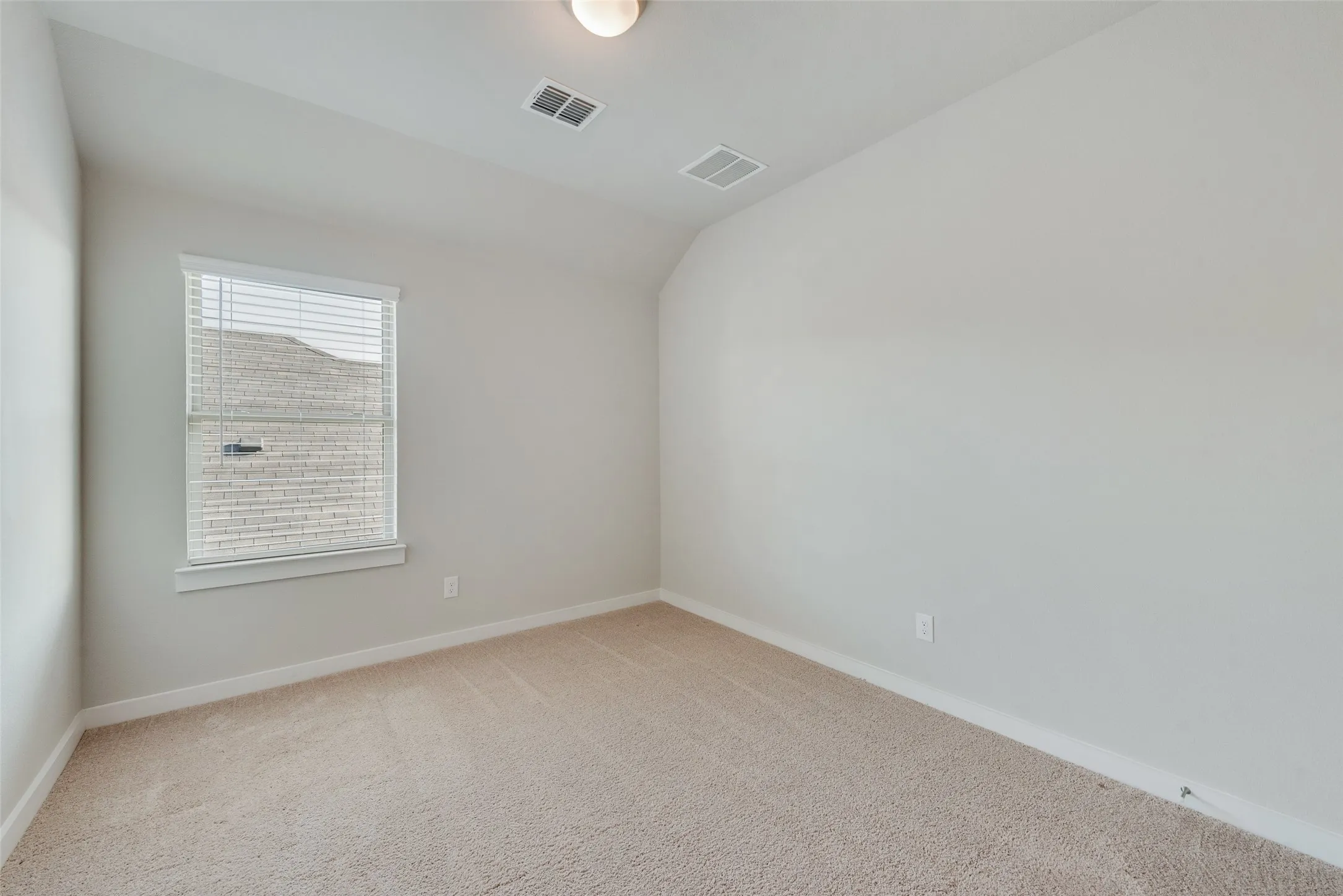 Single Family Residence For Rent in Rockwall County , 2637 Sonnier Circle, Royse City, Texas 75189, 4 Bedroom, 4 Bathroom, 2 Garage spaces, 2,366 Sqft, built in 2024, mls#21391728, Real Estate Agent in Royse City, Homes For Rent in Rockwall county, Homes For Rent in Royse City, Realtor in Royse City Texas, Real Estate Brokerage Independent Realty Texas, Luminita Cordes Realtor
