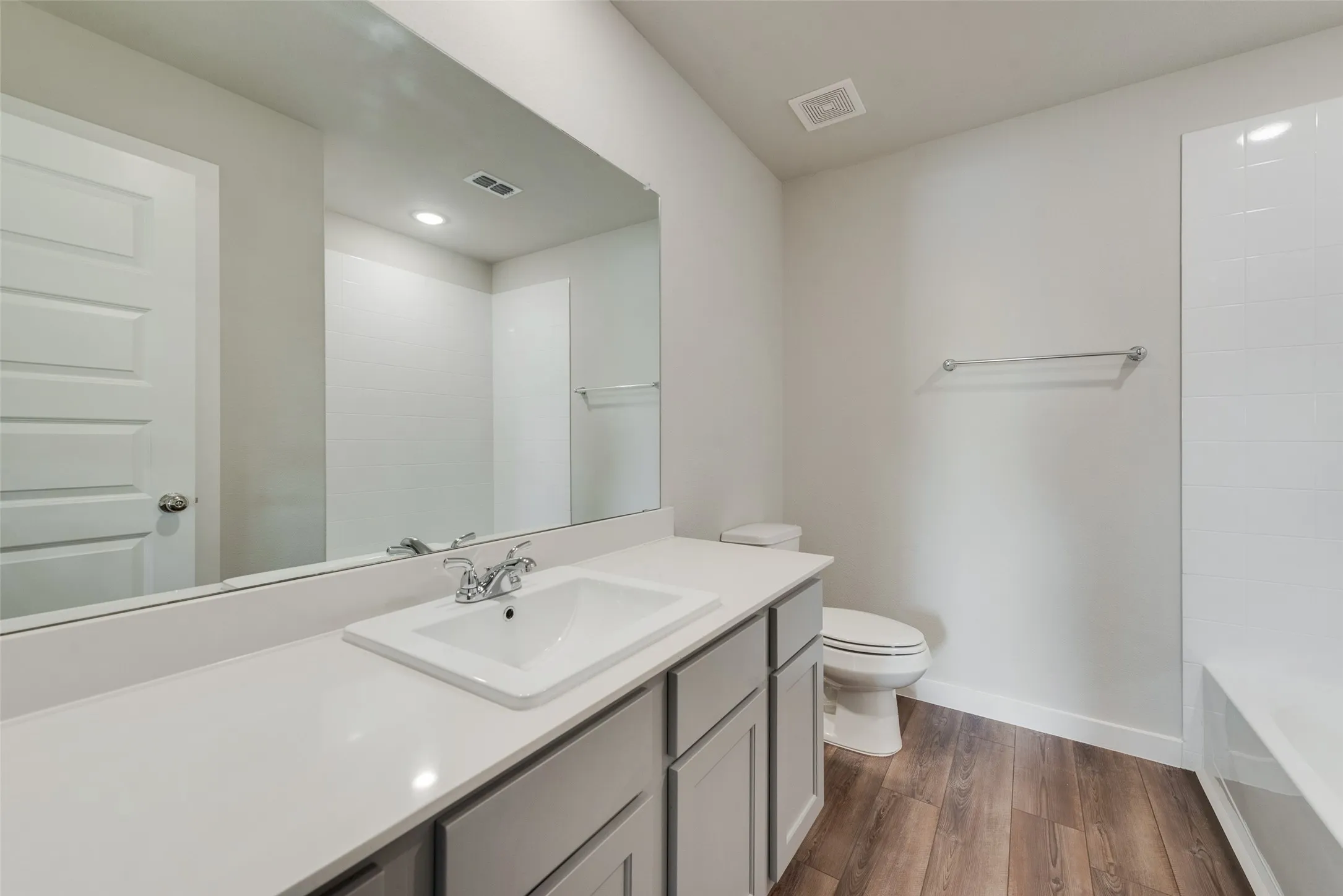 Single Family Residence For Rent in Rockwall County , 2637 Sonnier Circle, Royse City, Texas 75189, 4 Bedroom, 4 Bathroom, 2 Garage spaces, 2,366 Sqft, built in 2024, mls#21391728, Real Estate Agent in Royse City, Homes For Rent in Rockwall county, Homes For Rent in Royse City, Realtor in Royse City Texas, Real Estate Brokerage Independent Realty Texas, Luminita Cordes Realtor