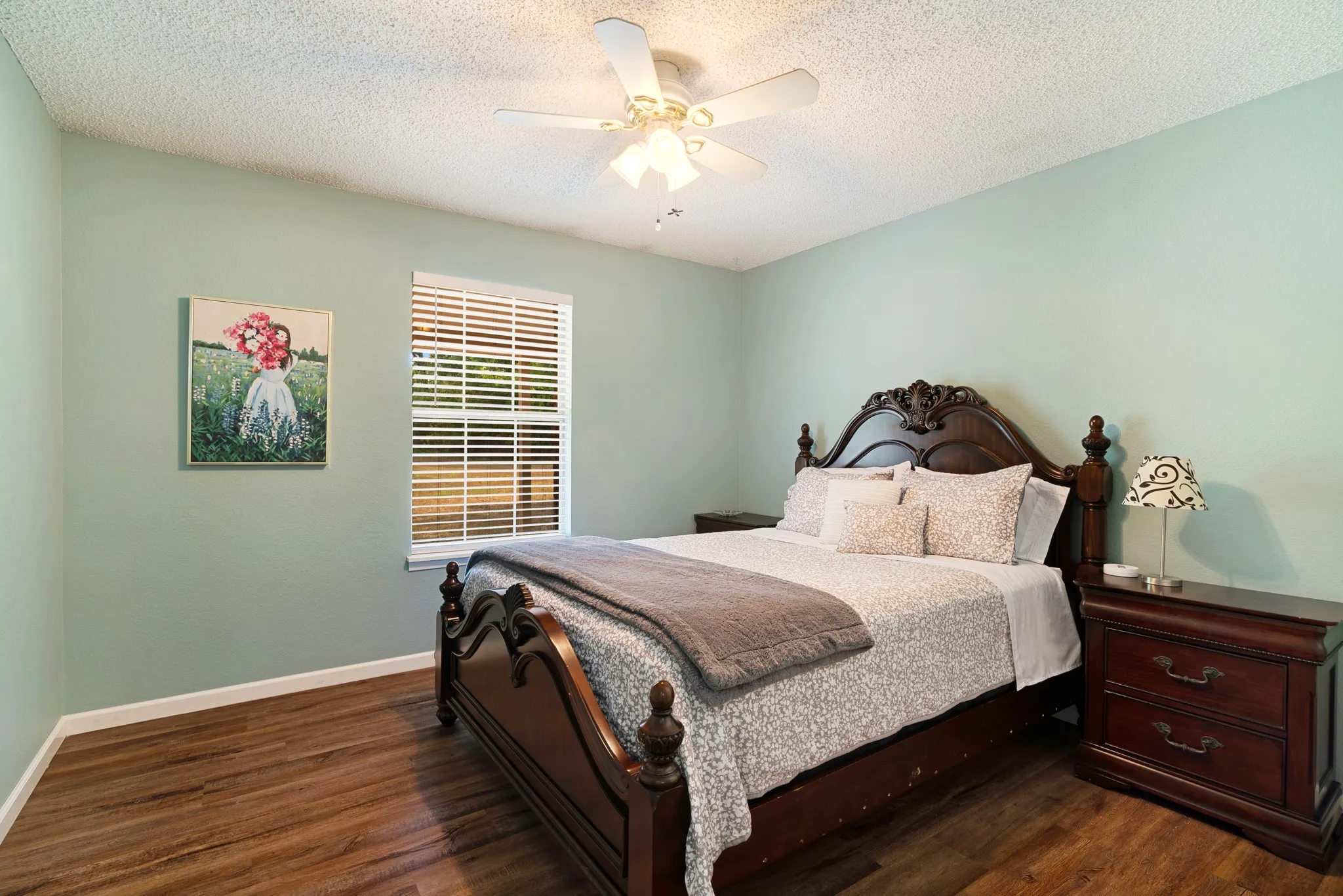 Single Family Residence For Sale in Lamar County , 539 County Road 34775, Paris, Texas 75460, 3 Bedroom, 2 Bathroom, 2 Garage spaces, 1,682 Sqft, built in 1988, mls#21394749, Real Estate Agent in Paris, Homes For Sale in Lamar county, Homes For Sale in Paris, Realtor in Paris Texas, Real Estate Brokerage Independent Realty Texas, Luminita Cordes Realtor