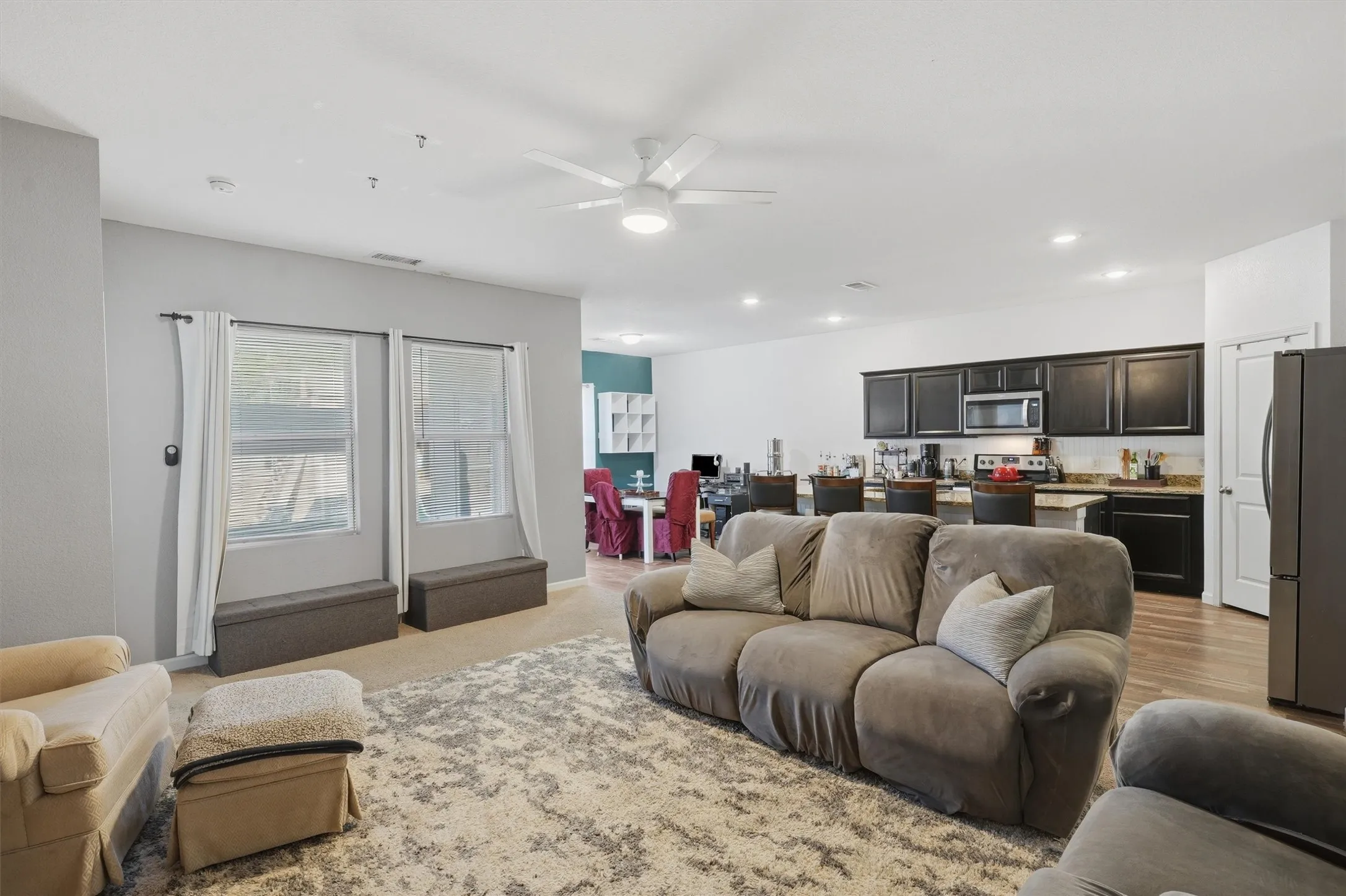 Single Family Residence For Rent in Tarrant County , 540 S Heights Drive, Crowley, Texas 76036, 3 Bedroom, 2 Bathroom, 2 Garage spaces, 2,004 Sqft, built in 2019, mls#21394813, Real Estate Agent in Crowley, Homes For Rent in Tarrant county, Homes For Rent in Crowley, Realtor in Crowley Texas, Real Estate Brokerage Independent Realty Texas, Luminita Cordes Realtor