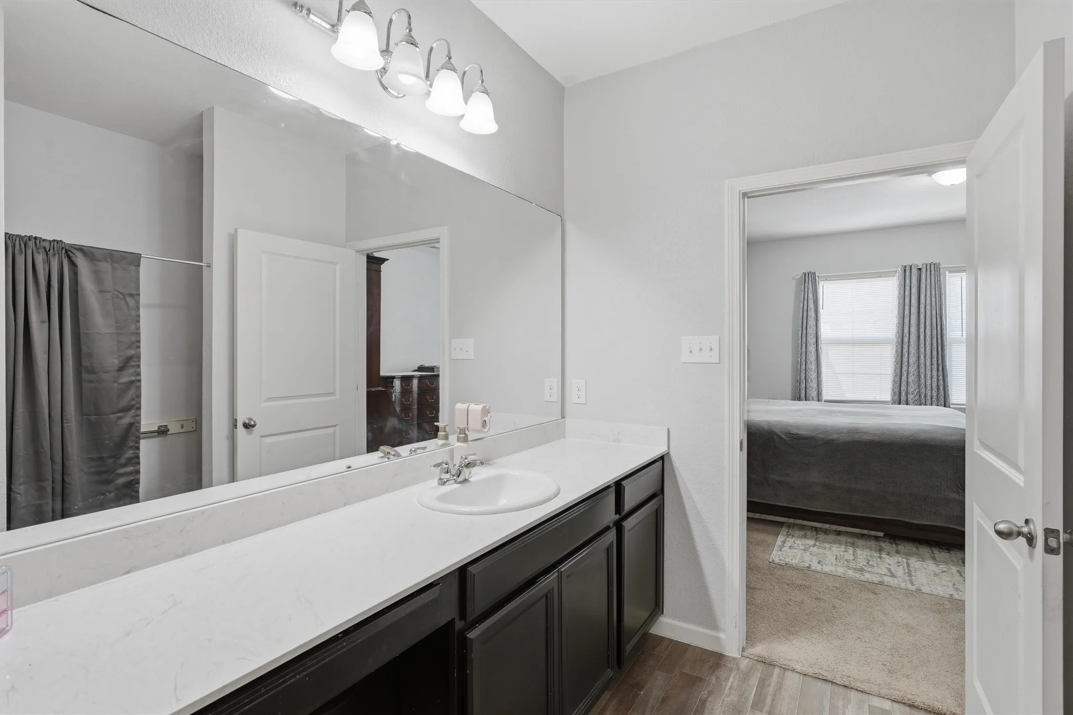 Single Family Residence For Rent in Tarrant County , 540 S Heights Drive, Crowley, Texas 76036, 3 Bedroom, 2 Bathroom, 2 Garage spaces, 2,004 Sqft, built in 2019, mls#21394813, Real Estate Agent in Crowley, Homes For Rent in Tarrant county, Homes For Rent in Crowley, Realtor in Crowley Texas, Real Estate Brokerage Independent Realty Texas, Luminita Cordes Realtor