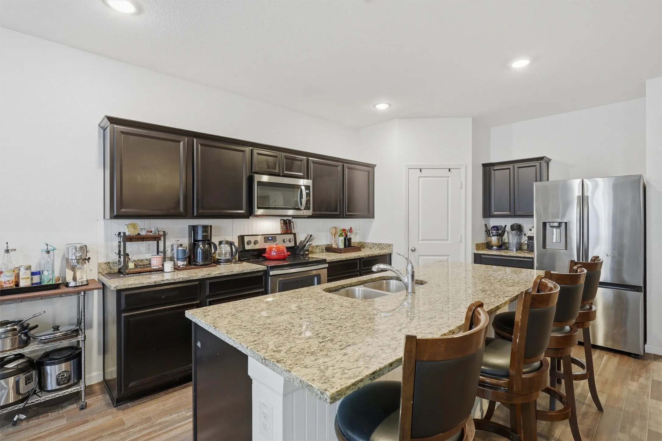 Single Family Residence For Rent in Tarrant County , 540 S Heights Drive, Crowley, Texas 76036, 3 Bedroom, 2 Bathroom, 2 Garage spaces, 2,004 Sqft, built in 2019, mls#21394813, Real Estate Agent in Crowley, Homes For Rent in Tarrant county, Homes For Rent in Crowley, Realtor in Crowley Texas, Real Estate Brokerage Independent Realty Texas, Luminita Cordes Realtor