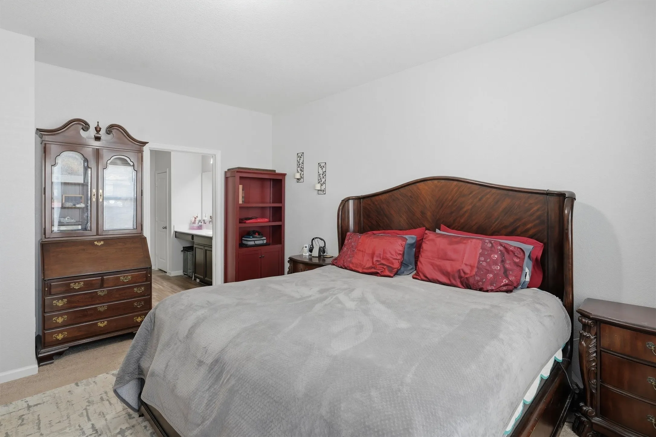 Single Family Residence For Rent in Tarrant County , 540 S Heights Drive, Crowley, Texas 76036, 3 Bedroom, 2 Bathroom, 2 Garage spaces, 2,004 Sqft, built in 2019, mls#21394813, Real Estate Agent in Crowley, Homes For Rent in Tarrant county, Homes For Rent in Crowley, Realtor in Crowley Texas, Real Estate Brokerage Independent Realty Texas, Luminita Cordes Realtor