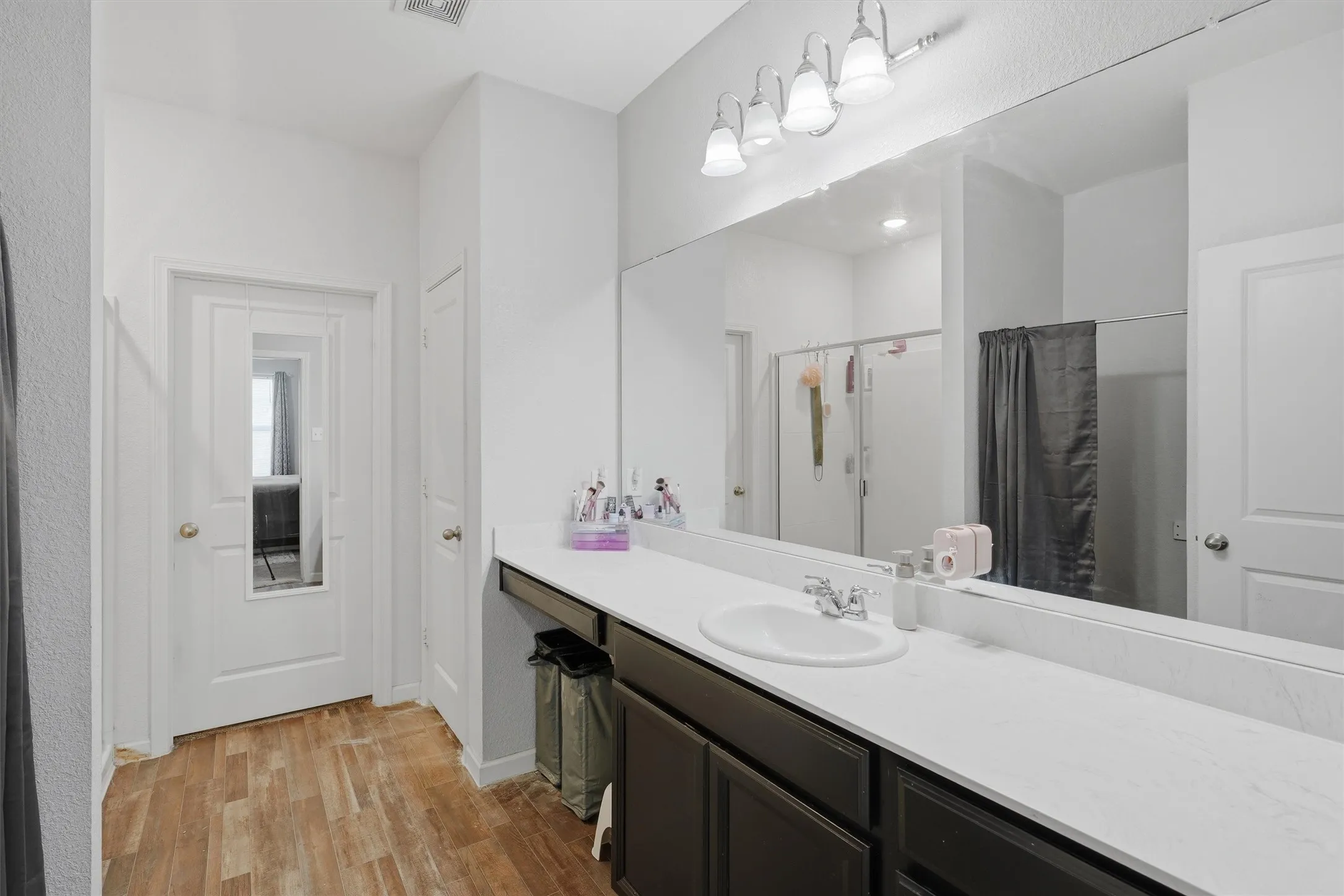 Single Family Residence For Rent in Tarrant County , 540 S Heights Drive, Crowley, Texas 76036, 3 Bedroom, 2 Bathroom, 2 Garage spaces, 2,004 Sqft, built in 2019, mls#21394813, Real Estate Agent in Crowley, Homes For Rent in Tarrant county, Homes For Rent in Crowley, Realtor in Crowley Texas, Real Estate Brokerage Independent Realty Texas, Luminita Cordes Realtor