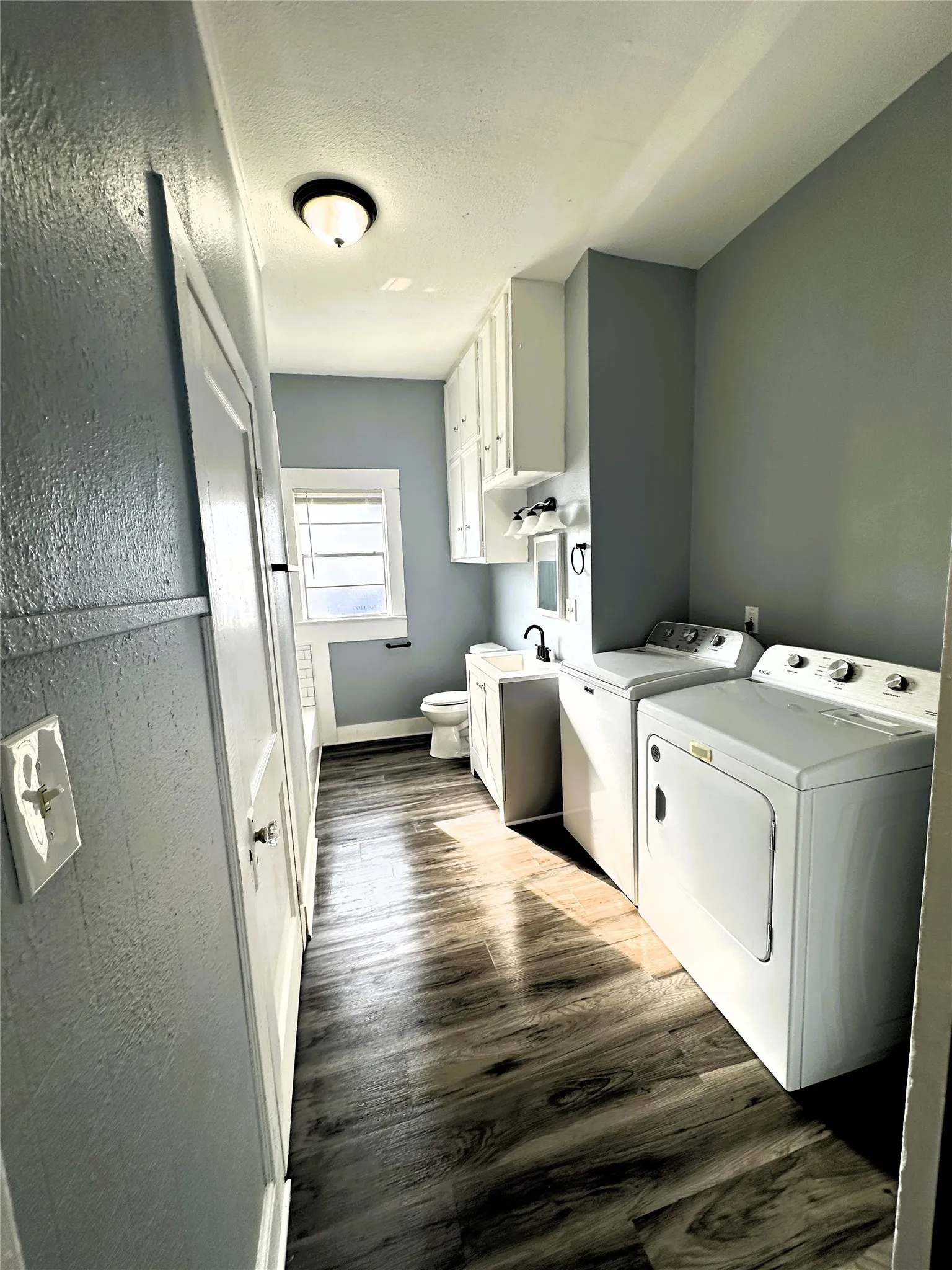 Single Family Residence For Sale in Navarro County , 413 E 3rd Street, Blooming Grove, Texas 76626, 3 Bedroom, 1 Bathroom, Garage spaces, 1,120 Sqft, built in 2000, mls#21390264, Real Estate Agent in Blooming Grove, Homes For Sale in Navarro county, Homes For Sale in Blooming Grove, Realtor in Blooming Grove Texas, Real Estate Brokerage Independent Realty Texas, Luminita Cordes Realtor