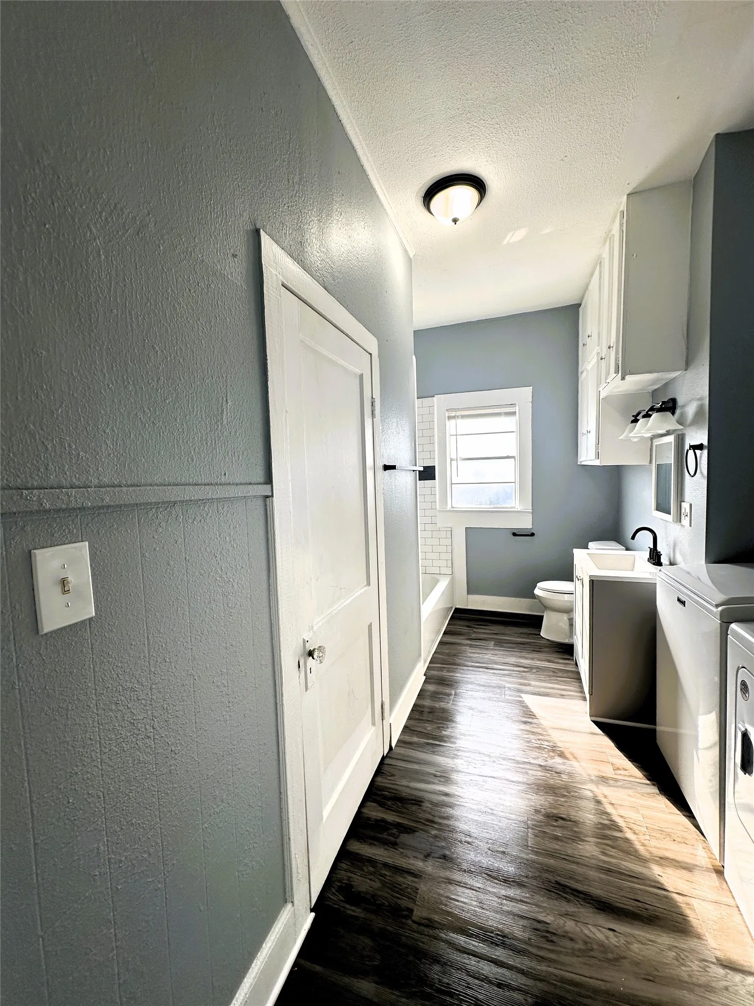Single Family Residence For Sale in Navarro County , 413 E 3rd Street, Blooming Grove, Texas 76626, 3 Bedroom, 1 Bathroom, Garage spaces, 1,120 Sqft, built in 2000, mls#21390264, Real Estate Agent in Blooming Grove, Homes For Sale in Navarro county, Homes For Sale in Blooming Grove, Realtor in Blooming Grove Texas, Real Estate Brokerage Independent Realty Texas, Luminita Cordes Realtor