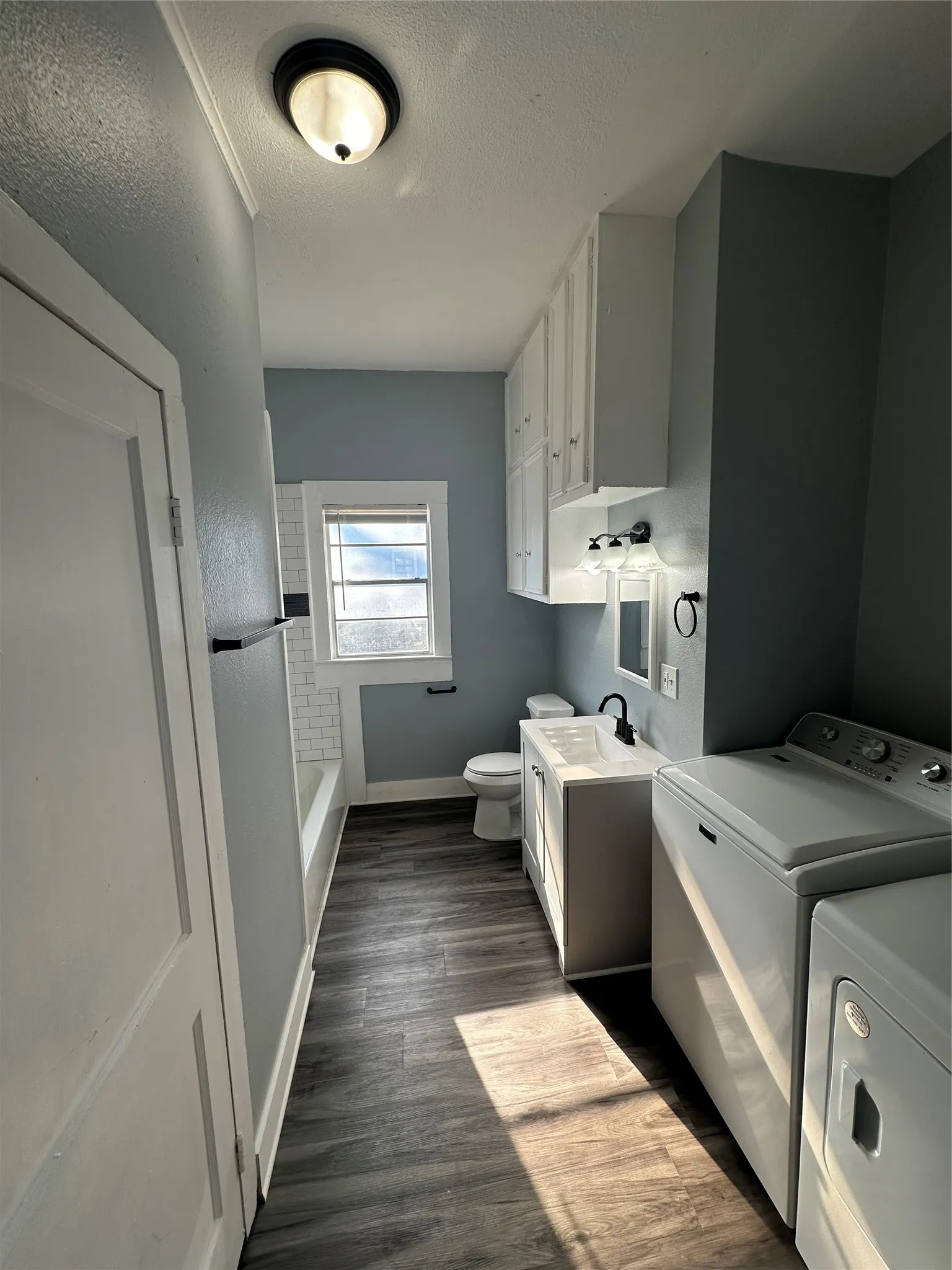 Single Family Residence For Sale in Navarro County , 413 E 3rd Street, Blooming Grove, Texas 76626, 3 Bedroom, 1 Bathroom, Garage spaces, 1,120 Sqft, built in 2000, mls#21390264, Real Estate Agent in Blooming Grove, Homes For Sale in Navarro county, Homes For Sale in Blooming Grove, Realtor in Blooming Grove Texas, Real Estate Brokerage Independent Realty Texas, Luminita Cordes Realtor