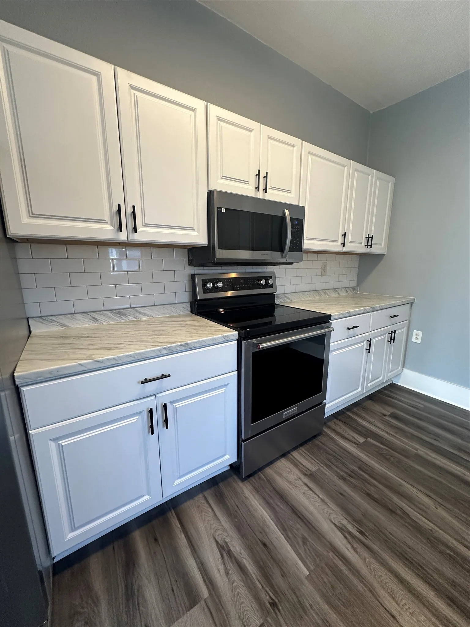 Single Family Residence For Sale in Navarro County , 413 E 3rd Street, Blooming Grove, Texas 76626, 3 Bedroom, 1 Bathroom, Garage spaces, 1,120 Sqft, built in 2000, mls#21390264, Real Estate Agent in Blooming Grove, Homes For Sale in Navarro county, Homes For Sale in Blooming Grove, Realtor in Blooming Grove Texas, Real Estate Brokerage Independent Realty Texas, Luminita Cordes Realtor