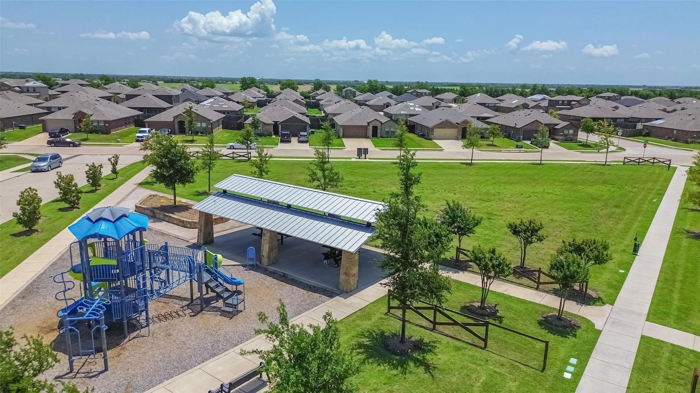 Single Family Residence For Sale in Collin County , 301 Pine Hollow Way, Josephine, Texas 75189, 4 Bedroom, 2 Bathroom, 2 Garage spaces, 1,789 Sqft, built in 2020, mls#21393503, Real Estate Agent in Josephine, Homes For Sale in Collin county, Homes For Sale in Josephine, Realtor in Josephine Texas, Real Estate Brokerage Independent Realty Texas, Luminita Cordes Realtor