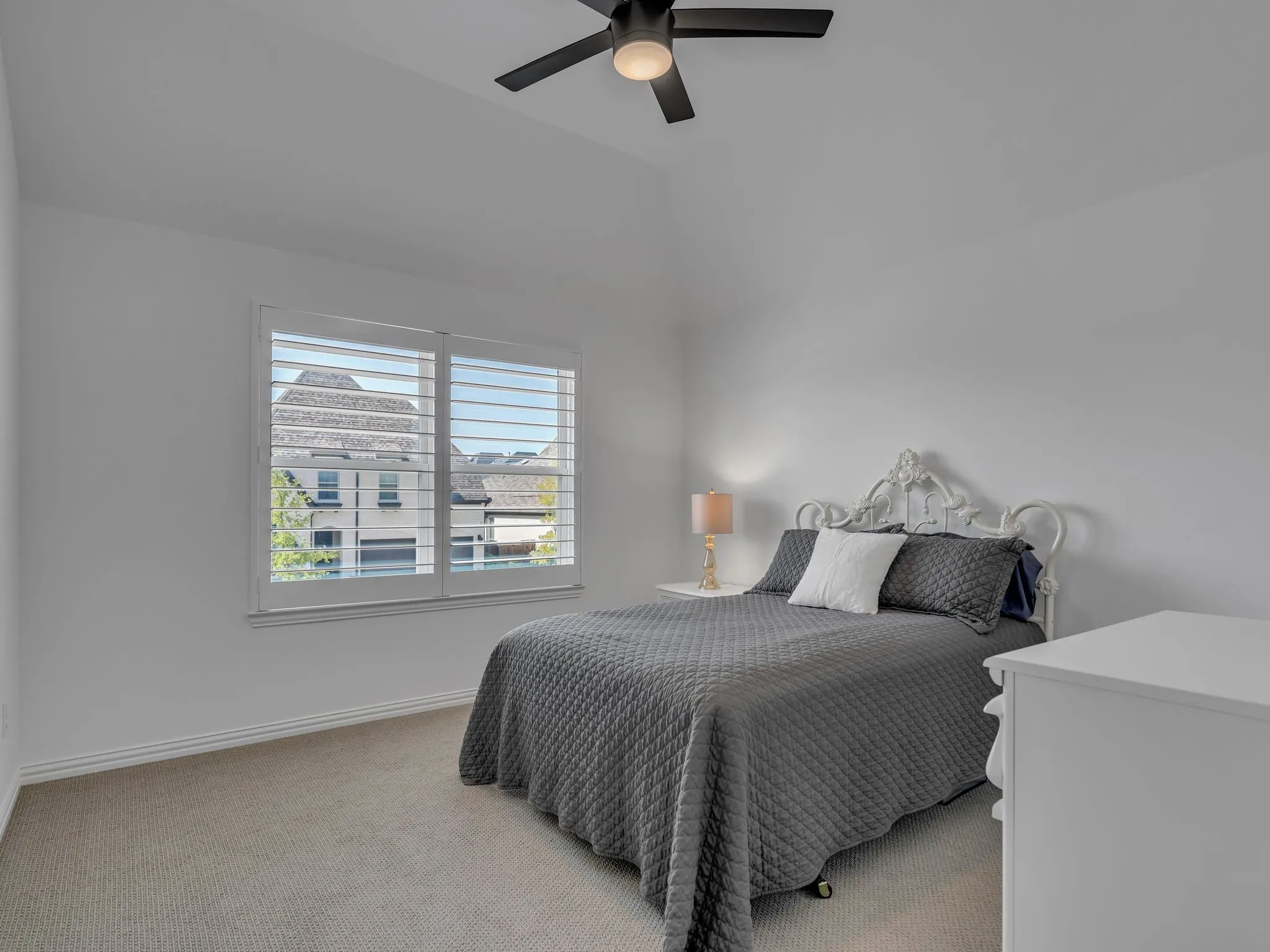 Single Family Residence For Sale in Collin County , 1041 Lone Grove Lane, Prosper, Texas 75078, 4 Bedroom, 3 Bathroom, 3 Garage spaces, 3,291 Sqft, built in 2020, mls#21394809, Real Estate Agent in Prosper, Homes For Sale in Collin county, Homes For Sale in Prosper, Realtor in Prosper Texas, Real Estate Brokerage Independent Realty Texas, Luminita Cordes Realtor