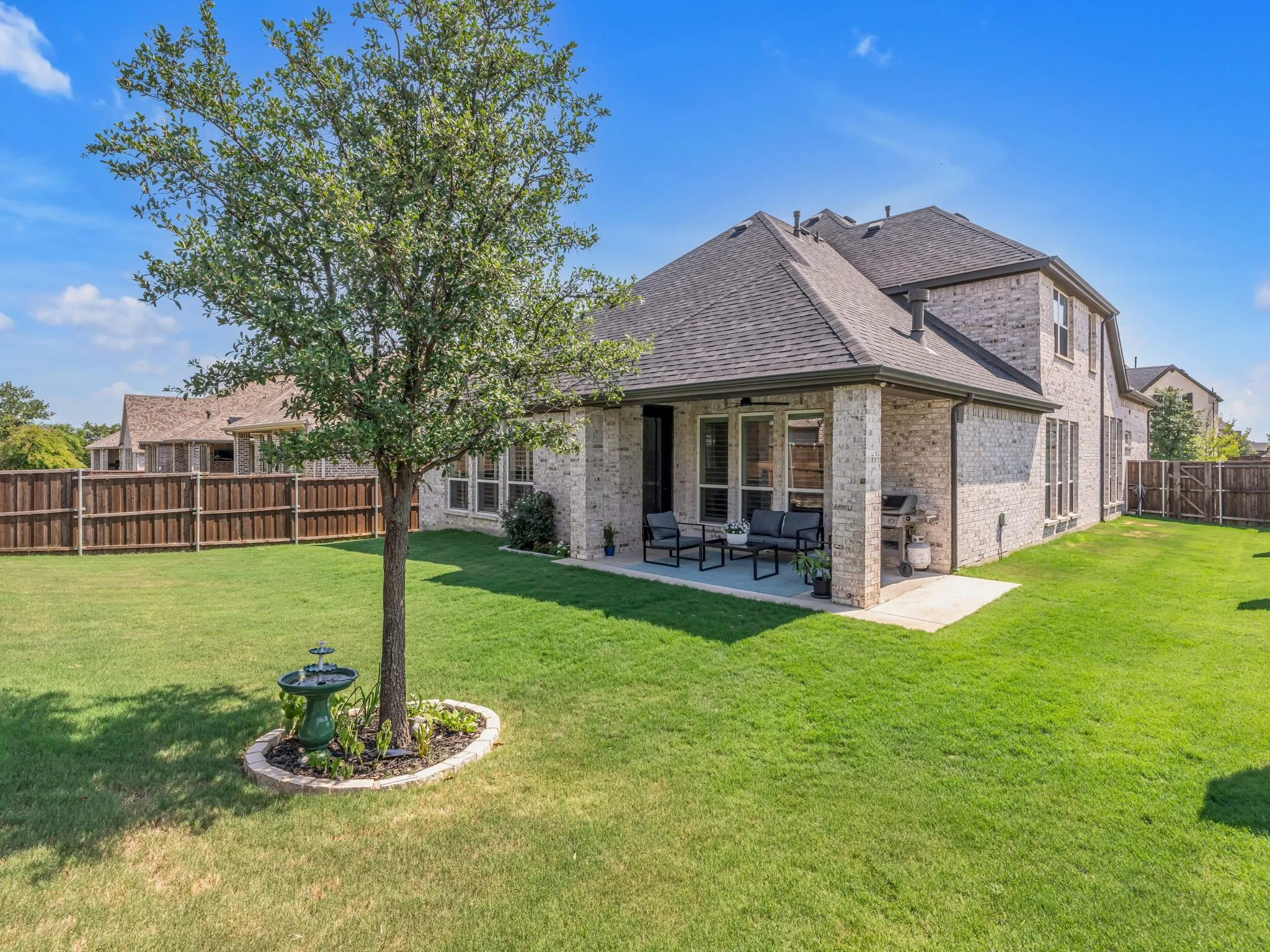 Single Family Residence For Sale in Collin County , 1041 Lone Grove Lane, Prosper, Texas 75078, 4 Bedroom, 3 Bathroom, 3 Garage spaces, 3,291 Sqft, built in 2020, mls#21394809, Real Estate Agent in Prosper, Homes For Sale in Collin county, Homes For Sale in Prosper, Realtor in Prosper Texas, Real Estate Brokerage Independent Realty Texas, Luminita Cordes Realtor