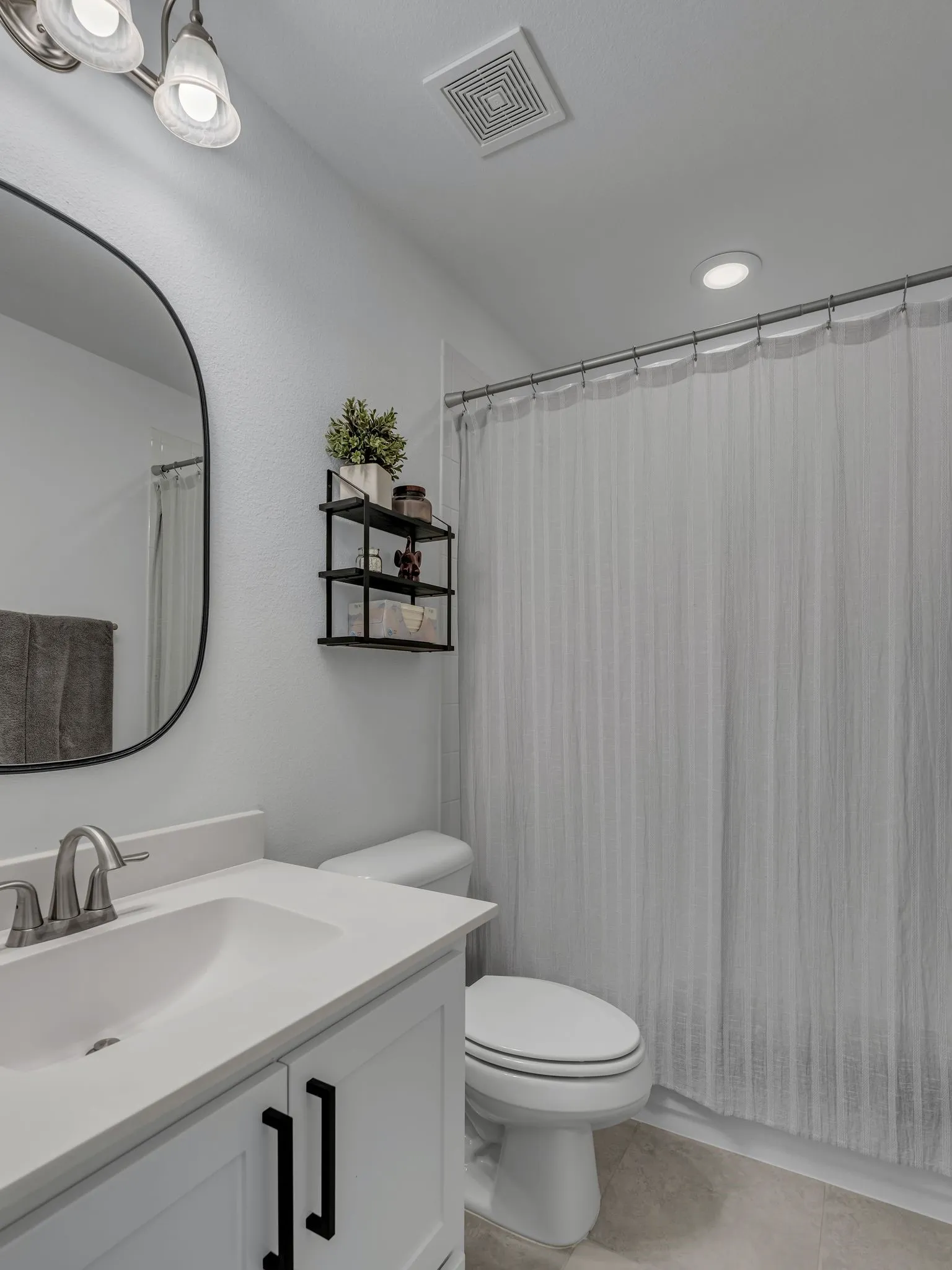Single Family Residence For Sale in Collin County , 1041 Lone Grove Lane, Prosper, Texas 75078, 4 Bedroom, 3 Bathroom, 3 Garage spaces, 3,291 Sqft, built in 2020, mls#21394809, Real Estate Agent in Prosper, Homes For Sale in Collin county, Homes For Sale in Prosper, Realtor in Prosper Texas, Real Estate Brokerage Independent Realty Texas, Luminita Cordes Realtor