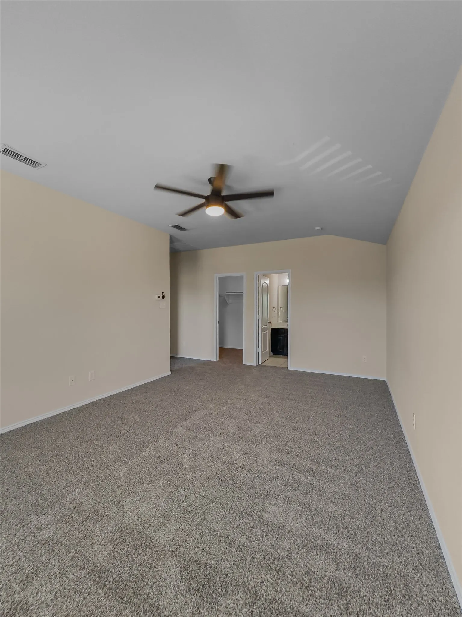 Single Family Residence For Rent in Tarrant County , 4537 Red Robin Court, Fort Worth, Texas 76244, 4 Bedroom, 3 Bathroom, 2 Garage spaces, 2,479 Sqft, built in 2013, mls#21394537, Real Estate Agent in Fort Worth, Homes For Rent in Tarrant county, Homes For Rent in Fort Worth, Realtor in Fort Worth Texas, Real Estate Brokerage Independent Realty Texas, Luminita Cordes Realtor