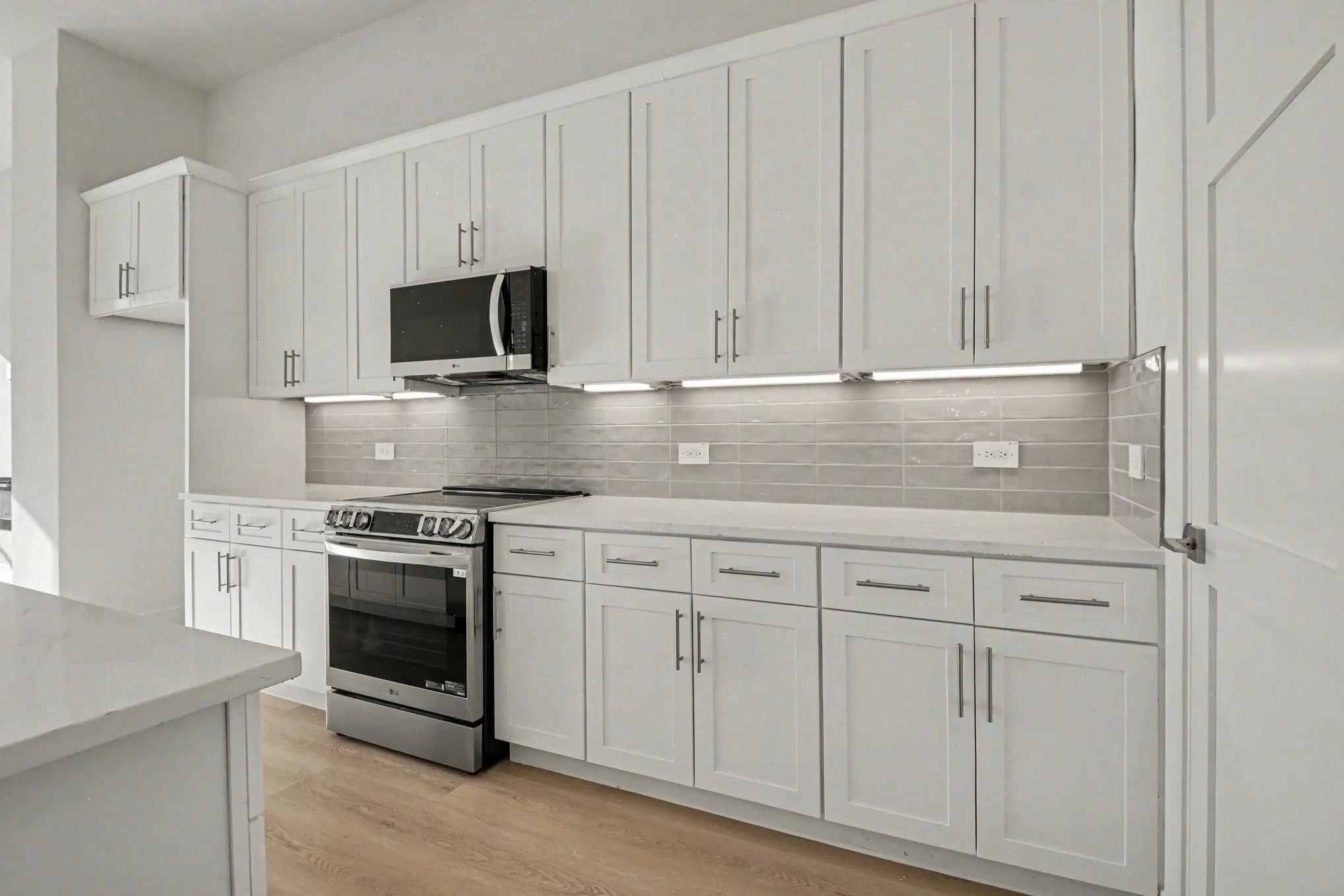 Townhouse For Rent in Dallas County , 13351 Goodland Street 105, Farmers Branch, Texas 75234, 3 Bedroom, 4 Bathroom, 2 Garage spaces, 2,203 Sqft, built in 2026, mls#21394316, Real Estate Agent in Farmers Branch, Homes For Rent in Dallas county, Homes For Rent in Farmers Branch, Realtor in Farmers Branch Texas, Real Estate Brokerage Independent Realty Texas, Luminita Cordes Realtor