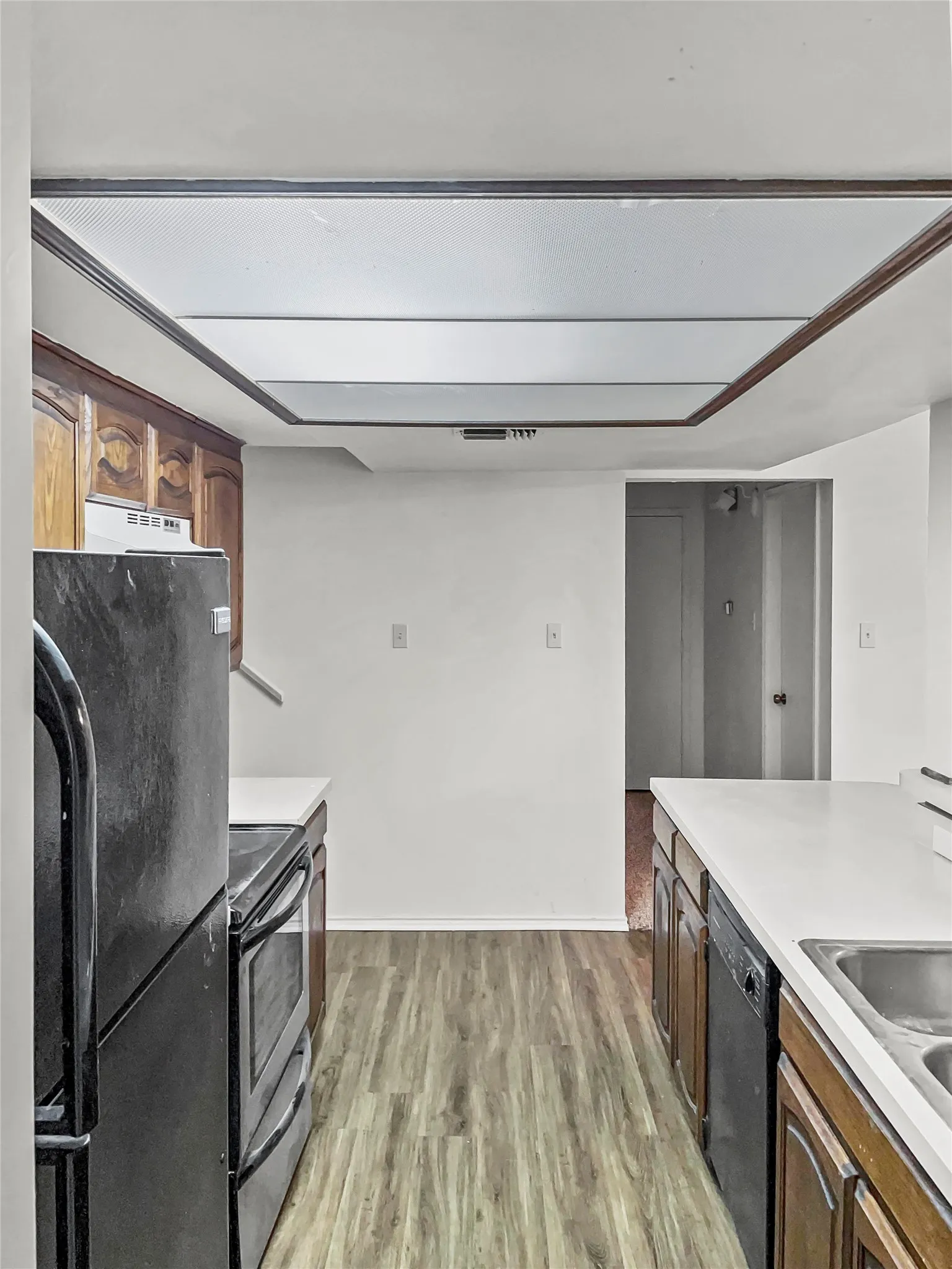 Single Family Residence For Rent in Tarrant County , 4100 Green Acres Circle, Arlington, Texas 76017, 5 Bedroom, 3 Bathroom, Garage spaces, 2,522 Sqft, built in 1983, mls#21377505, Real Estate Agent in Arlington, Homes For Rent in Tarrant county, Homes For Rent in Arlington, Realtor in Arlington Texas, Real Estate Brokerage Independent Realty Texas, Luminita Cordes Realtor