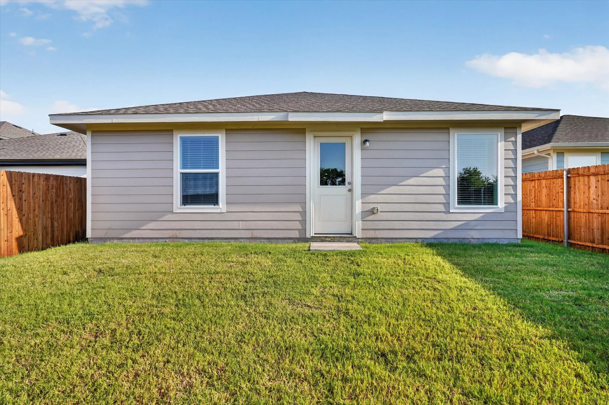 Single Family Residence For Rent in Hunt County , 1153 Northfield Drive, Josephine, Texas 75135, 4 Bedroom, 2 Bathroom, 2 Garage spaces, 1,572 Sqft, built in 2026, mls#21394832, Real Estate Agent in Josephine, Homes For Rent in Hunt county, Homes For Rent in Josephine, Realtor in Josephine Texas, Real Estate Brokerage Independent Realty Texas, Luminita Cordes Realtor