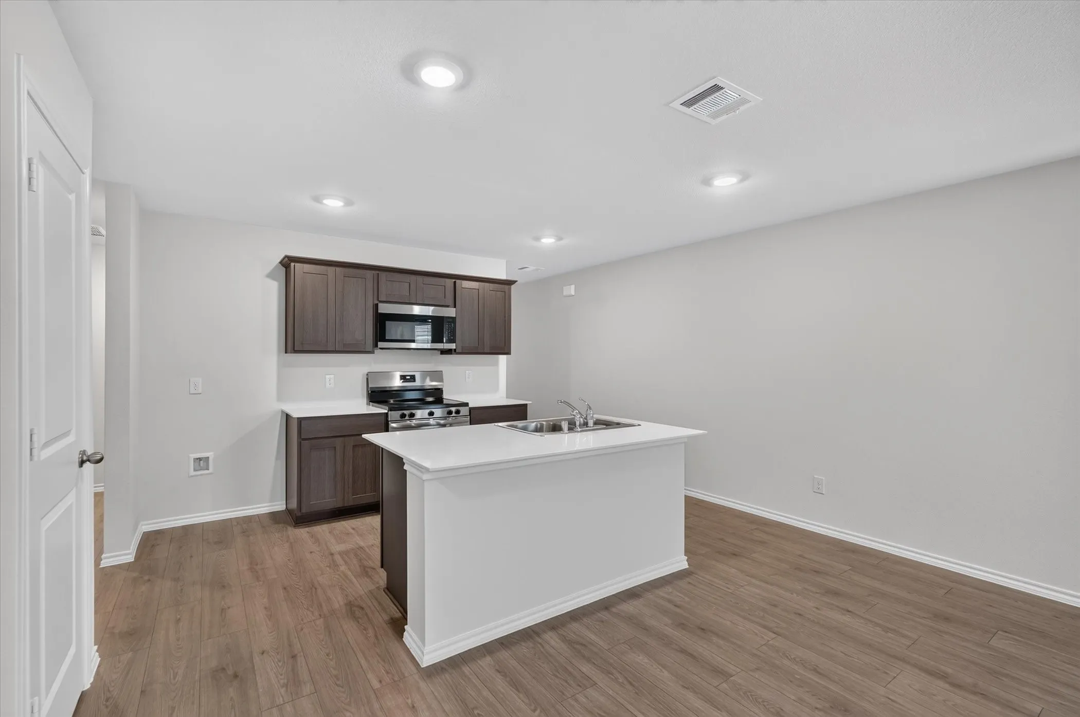 Single Family Residence For Rent in Hunt County , 1153 Northfield Drive, Josephine, Texas 75135, 4 Bedroom, 2 Bathroom, 2 Garage spaces, 1,572 Sqft, built in 2026, mls#21394832, Real Estate Agent in Josephine, Homes For Rent in Hunt county, Homes For Rent in Josephine, Realtor in Josephine Texas, Real Estate Brokerage Independent Realty Texas, Luminita Cordes Realtor