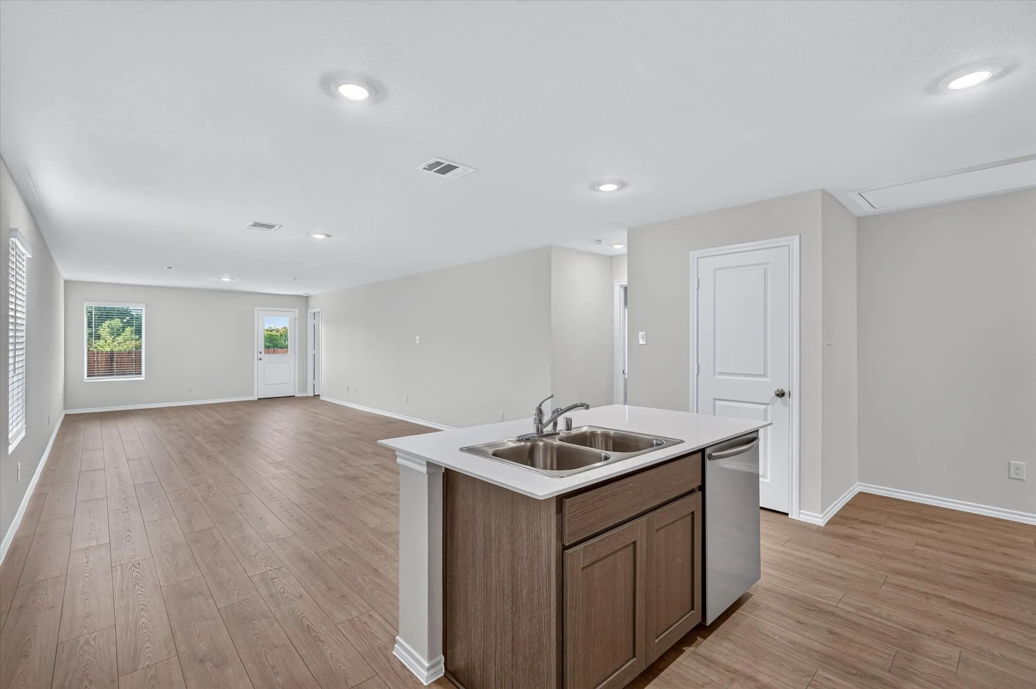 Single Family Residence For Rent in Hunt County , 1153 Northfield Drive, Josephine, Texas 75135, 4 Bedroom, 2 Bathroom, 2 Garage spaces, 1,572 Sqft, built in 2026, mls#21394832, Real Estate Agent in Josephine, Homes For Rent in Hunt county, Homes For Rent in Josephine, Realtor in Josephine Texas, Real Estate Brokerage Independent Realty Texas, Luminita Cordes Realtor