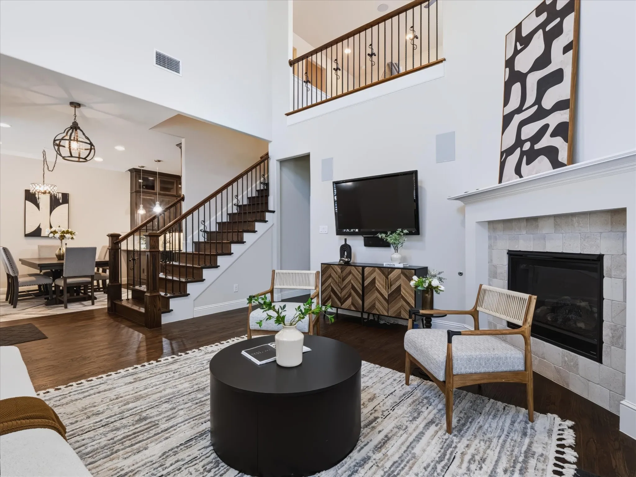 Single Family Residence For Rent in Dallas County , 291 Moorland Drive, Richardson, Texas 75080, 3 Bedroom, 3 Bathroom, 2 Garage spaces, 2,294 Sqft, built in 2017, mls#21394835, Real Estate Agent in Richardson, Homes For Rent in Dallas county, Homes For Rent in Richardson, Realtor in Richardson Texas, Real Estate Brokerage Independent Realty Texas, Luminita Cordes Realtor