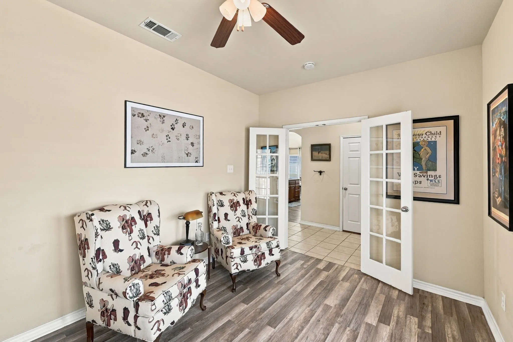 Single Family Residence For Sale in Tarrant County , 9208 Arlene Drive, White Settlement, Texas 76108, 4 Bedroom, 2 Bathroom, Garage spaces, 1,619 Sqft, built in 2009, mls#21391189, Real Estate Agent in White Settlement, Homes For Sale in Tarrant county, Homes For Sale in White Settlement, Realtor in White Settlement Texas, Real Estate Brokerage Independent Realty Texas, Luminita Cordes Realtor