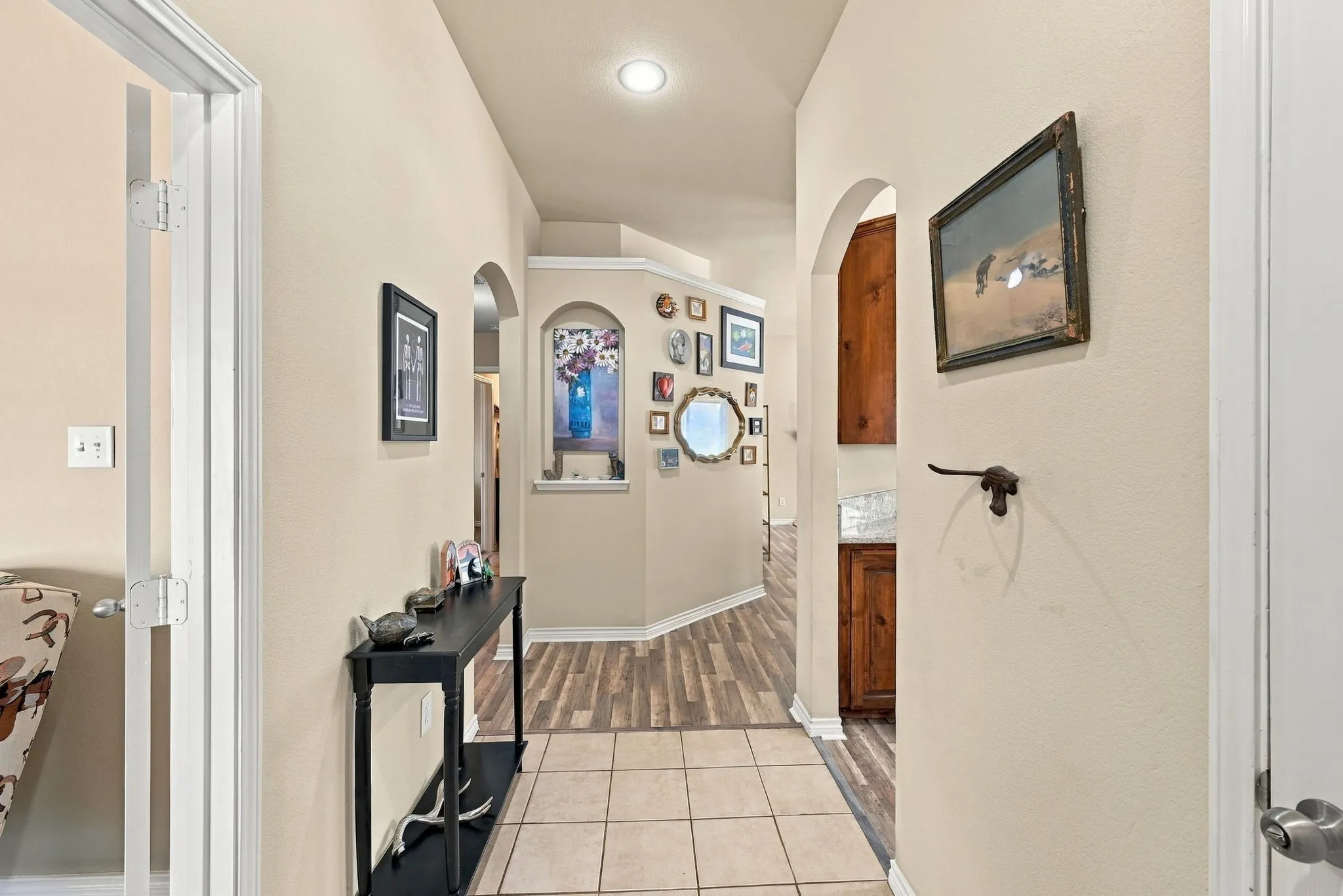 Single Family Residence For Sale in Tarrant County , 9208 Arlene Drive, White Settlement, Texas 76108, 4 Bedroom, 2 Bathroom, Garage spaces, 1,619 Sqft, built in 2009, mls#21391189, Real Estate Agent in White Settlement, Homes For Sale in Tarrant county, Homes For Sale in White Settlement, Realtor in White Settlement Texas, Real Estate Brokerage Independent Realty Texas, Luminita Cordes Realtor