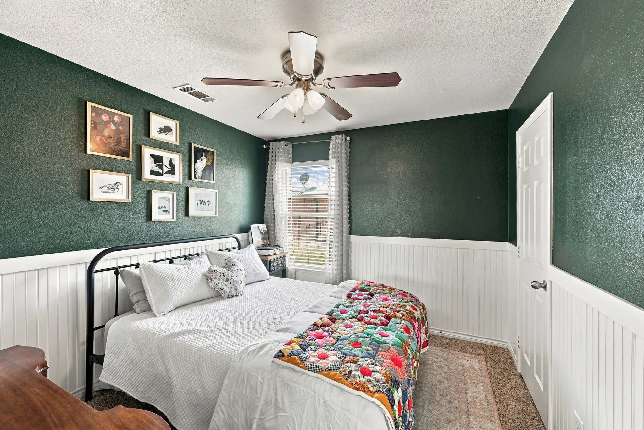 Single Family Residence For Sale in Tarrant County , 9208 Arlene Drive, White Settlement, Texas 76108, 4 Bedroom, 2 Bathroom, Garage spaces, 1,619 Sqft, built in 2009, mls#21391189, Real Estate Agent in White Settlement, Homes For Sale in Tarrant county, Homes For Sale in White Settlement, Realtor in White Settlement Texas, Real Estate Brokerage Independent Realty Texas, Luminita Cordes Realtor