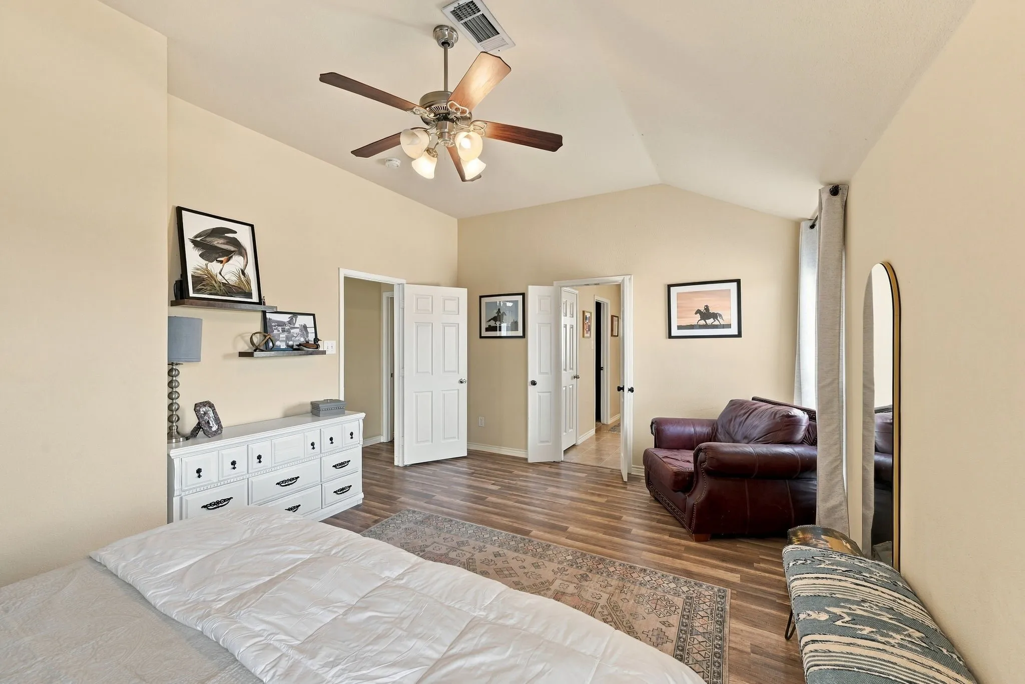 Single Family Residence For Sale in Tarrant County , 9208 Arlene Drive, White Settlement, Texas 76108, 4 Bedroom, 2 Bathroom, Garage spaces, 1,619 Sqft, built in 2009, mls#21391189, Real Estate Agent in White Settlement, Homes For Sale in Tarrant county, Homes For Sale in White Settlement, Realtor in White Settlement Texas, Real Estate Brokerage Independent Realty Texas, Luminita Cordes Realtor