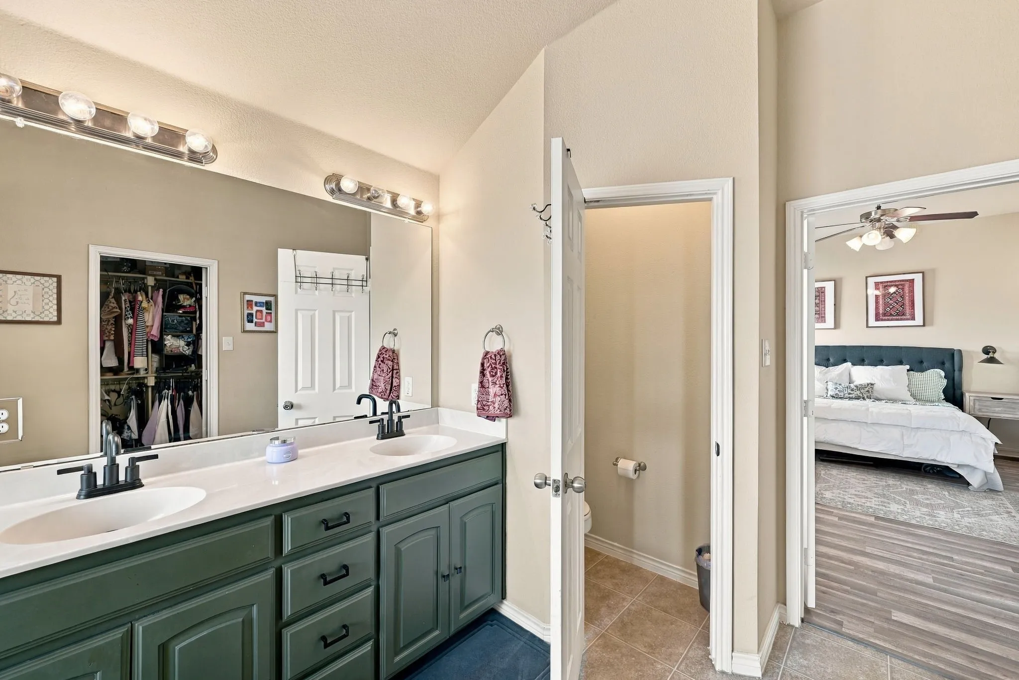 Single Family Residence For Sale in Tarrant County , 9208 Arlene Drive, White Settlement, Texas 76108, 4 Bedroom, 2 Bathroom, Garage spaces, 1,619 Sqft, built in 2009, mls#21391189, Real Estate Agent in White Settlement, Homes For Sale in Tarrant county, Homes For Sale in White Settlement, Realtor in White Settlement Texas, Real Estate Brokerage Independent Realty Texas, Luminita Cordes Realtor