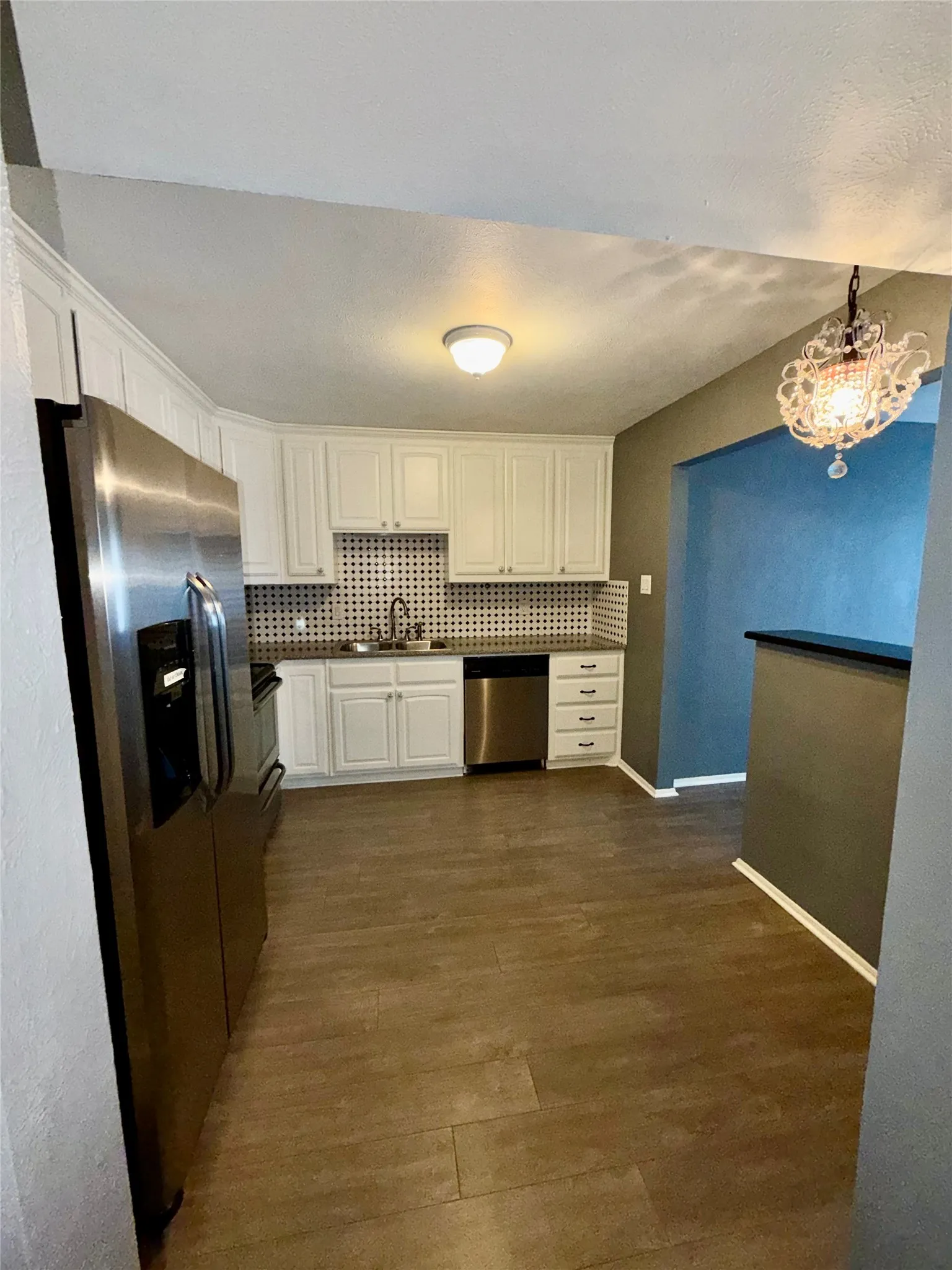Condominium For Sale in Dallas County , 7855 Meadow Park Drive B, Dallas, Texas 75230, 2 Bedroom, 2 Bathroom, Garage spaces, 1,432 Sqft, built in 1970, mls#21392487, Real Estate Agent in Dallas, Homes For Sale in Dallas county, Homes For Sale in Dallas, Realtor in Dallas Texas, Real Estate Brokerage Independent Realty Texas, Luminita Cordes Realtor