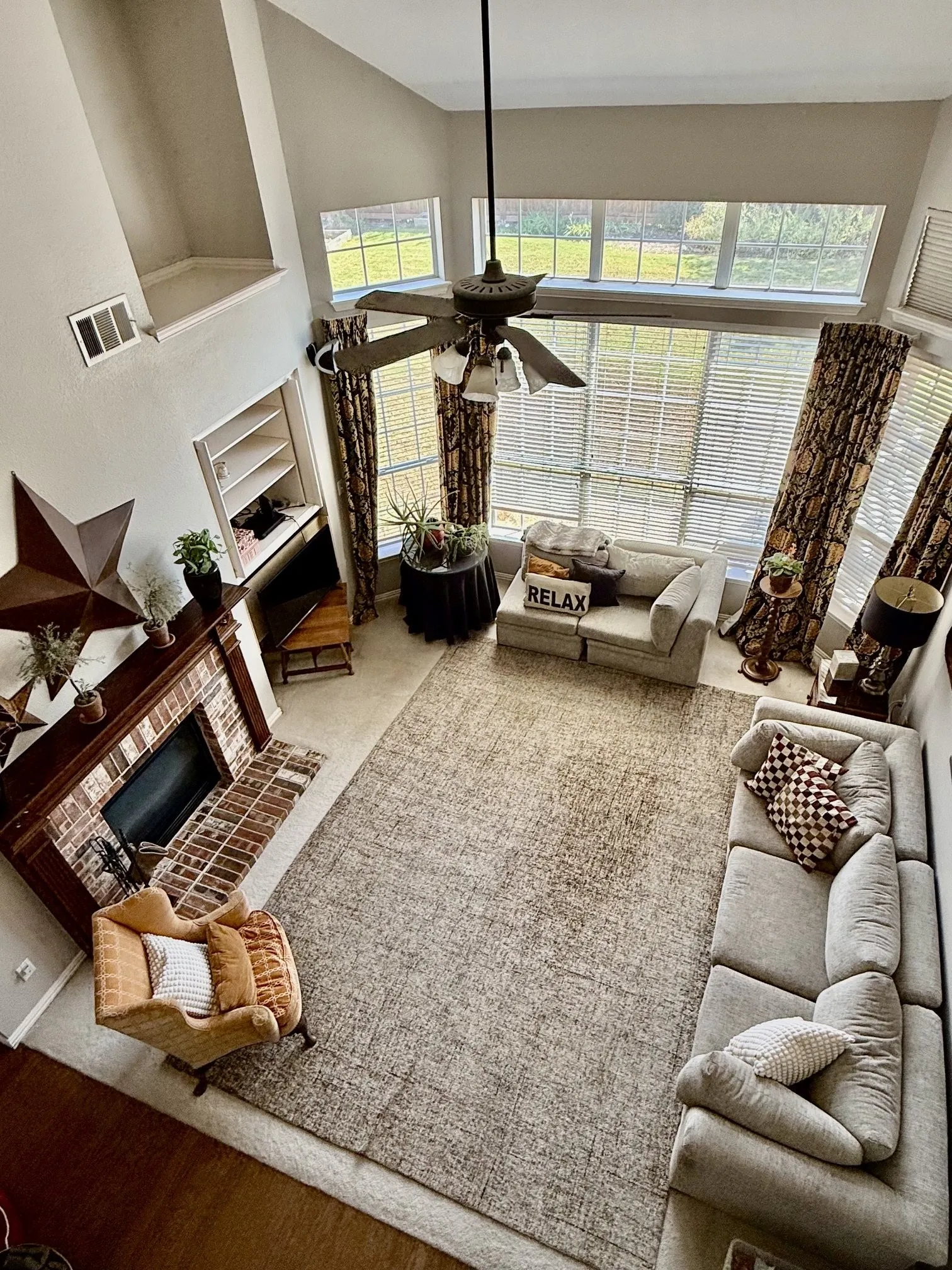 Single Family Residence For Sale in Denton County , 25 Ridgewood Drive, Trophy Club, Texas 76262, 4 Bedroom, 4 Bathroom, 3 Garage spaces, 3,605 Sqft, built in 2002, mls#21391395, Real Estate Agent in Trophy Club, Homes For Sale in Denton county, Homes For Sale in Trophy Club, Realtor in Trophy Club Texas, Real Estate Brokerage Independent Realty Texas, Luminita Cordes Realtor