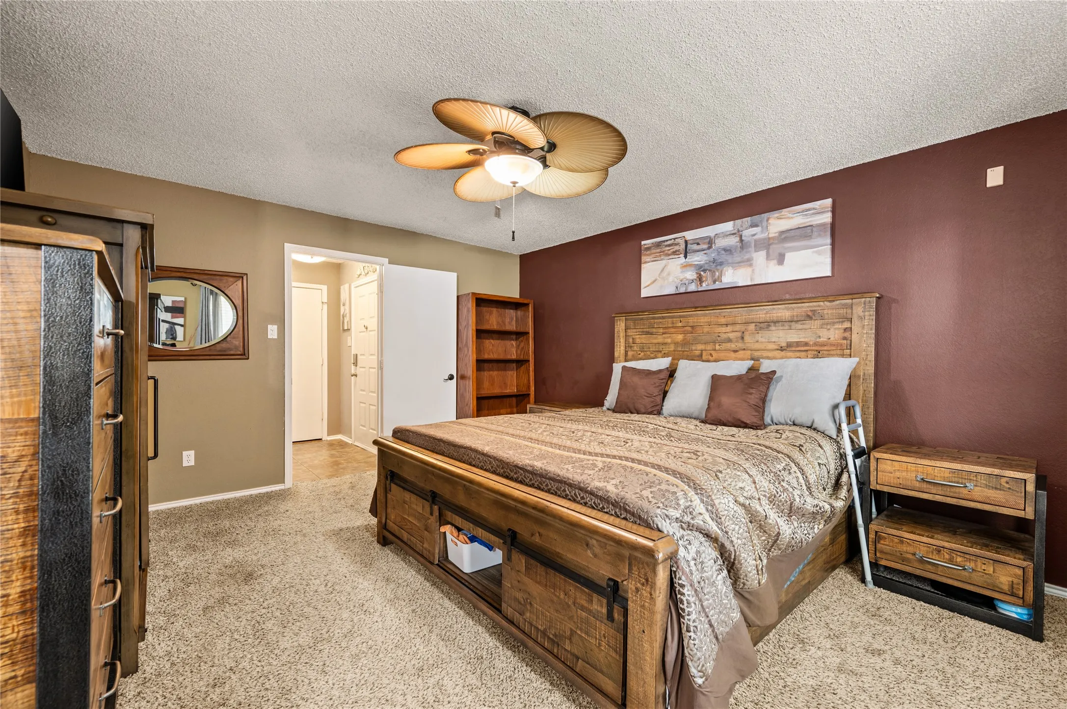 Single Family Residence For Sale in Tarrant County , 8809 Tyne Trail, Fort Worth, Texas 76118, 3 Bedroom, 3 Bathroom, 2 Garage spaces, 1,555 Sqft, built in 1986, mls#21394151, Real Estate Agent in Fort Worth, Homes For Sale in Tarrant county, Homes For Sale in Fort Worth, Realtor in Fort Worth Texas, Real Estate Brokerage Independent Realty Texas, Luminita Cordes Realtor