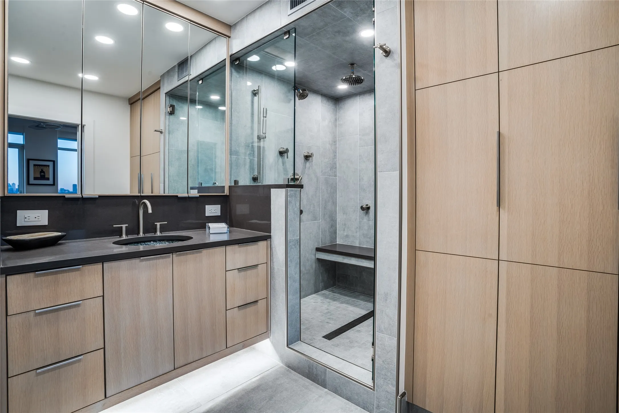 Ensuite bath